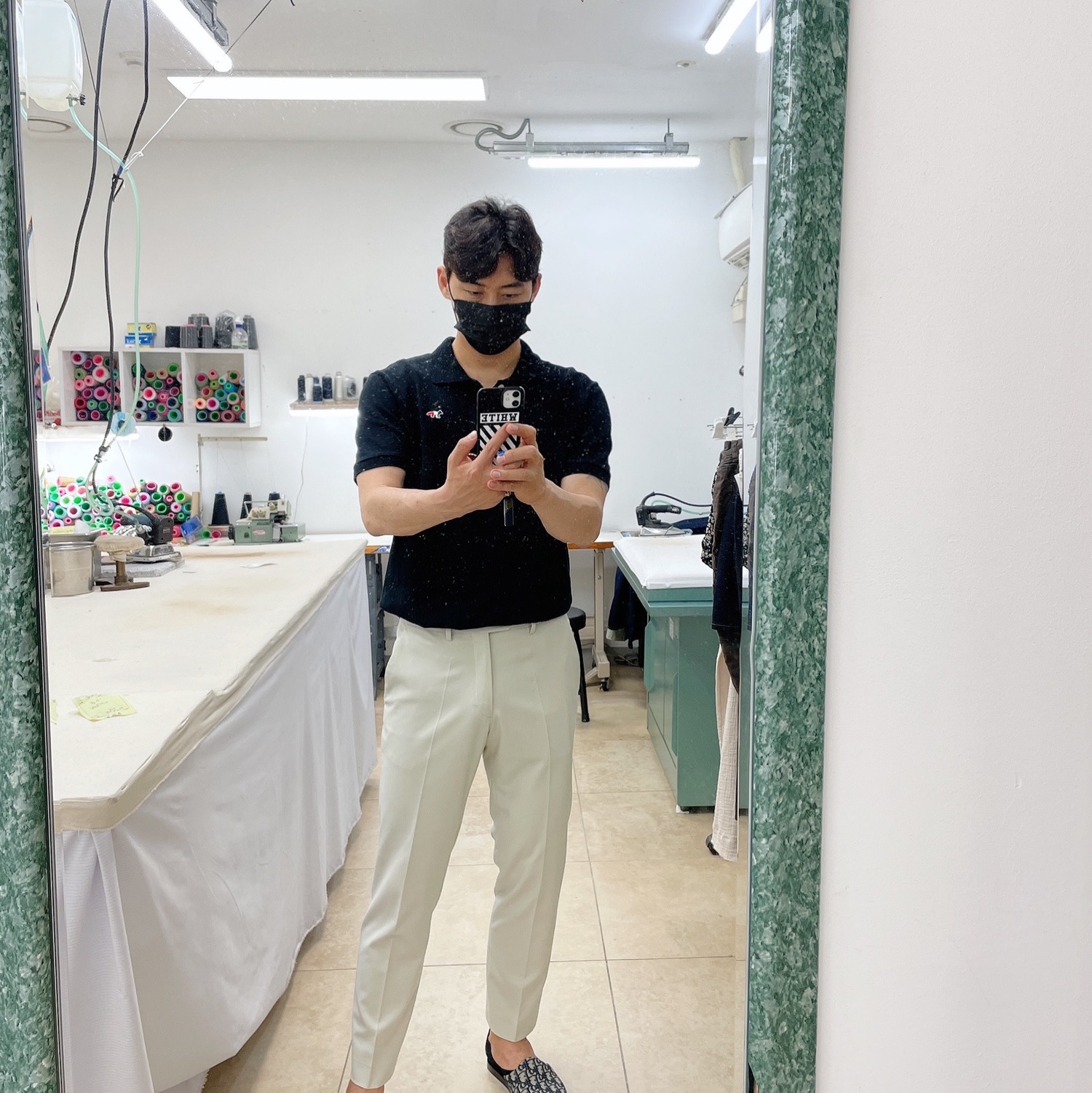 Maison Kitsune Tricolor Fox Patch Classic Polo Black 착용 스타일