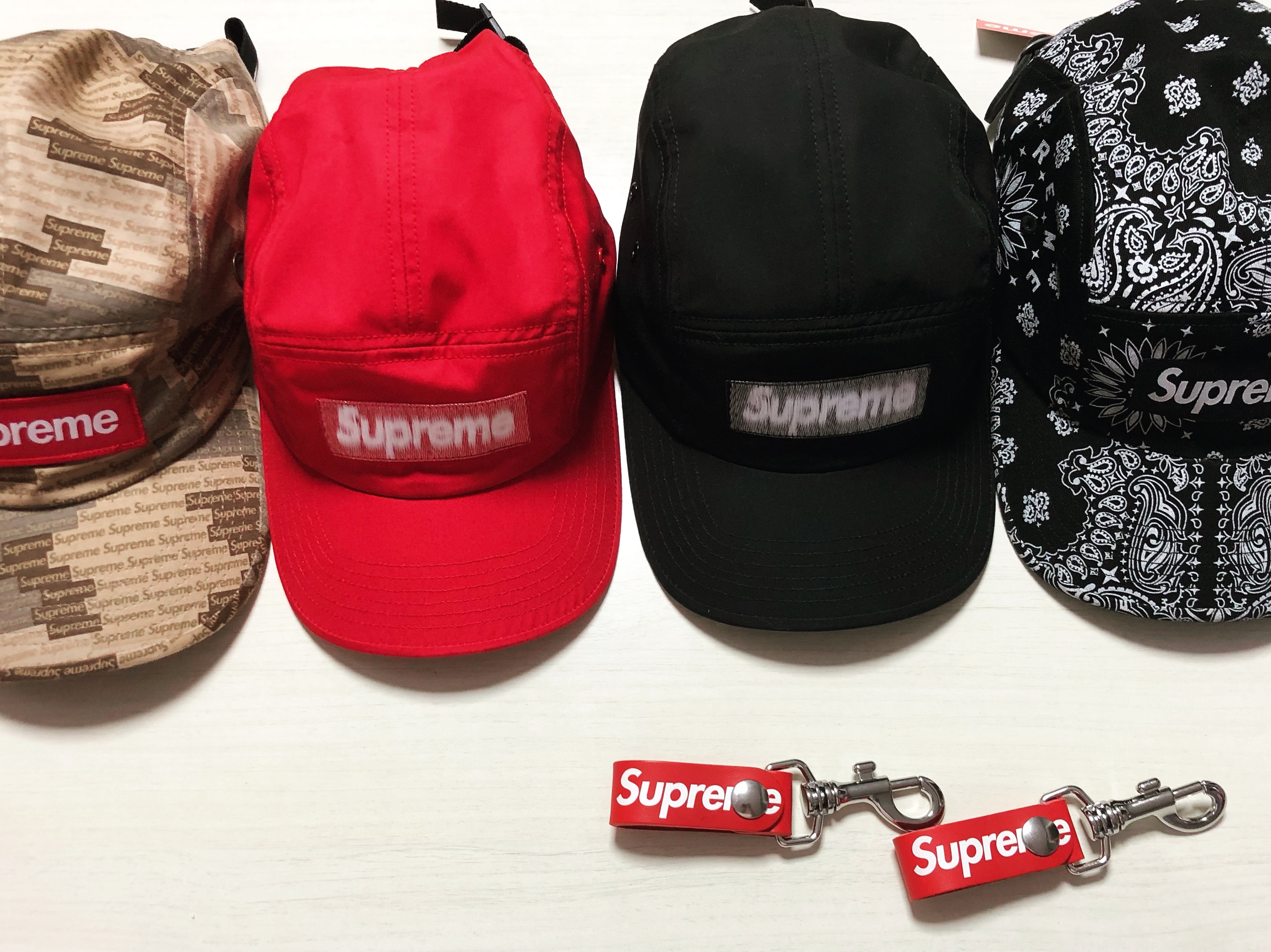 Supreme Bandana Camp Cap Black - 21SS, Supreme Military Camp Cap Tan Camo - 21SS 착용 스타일