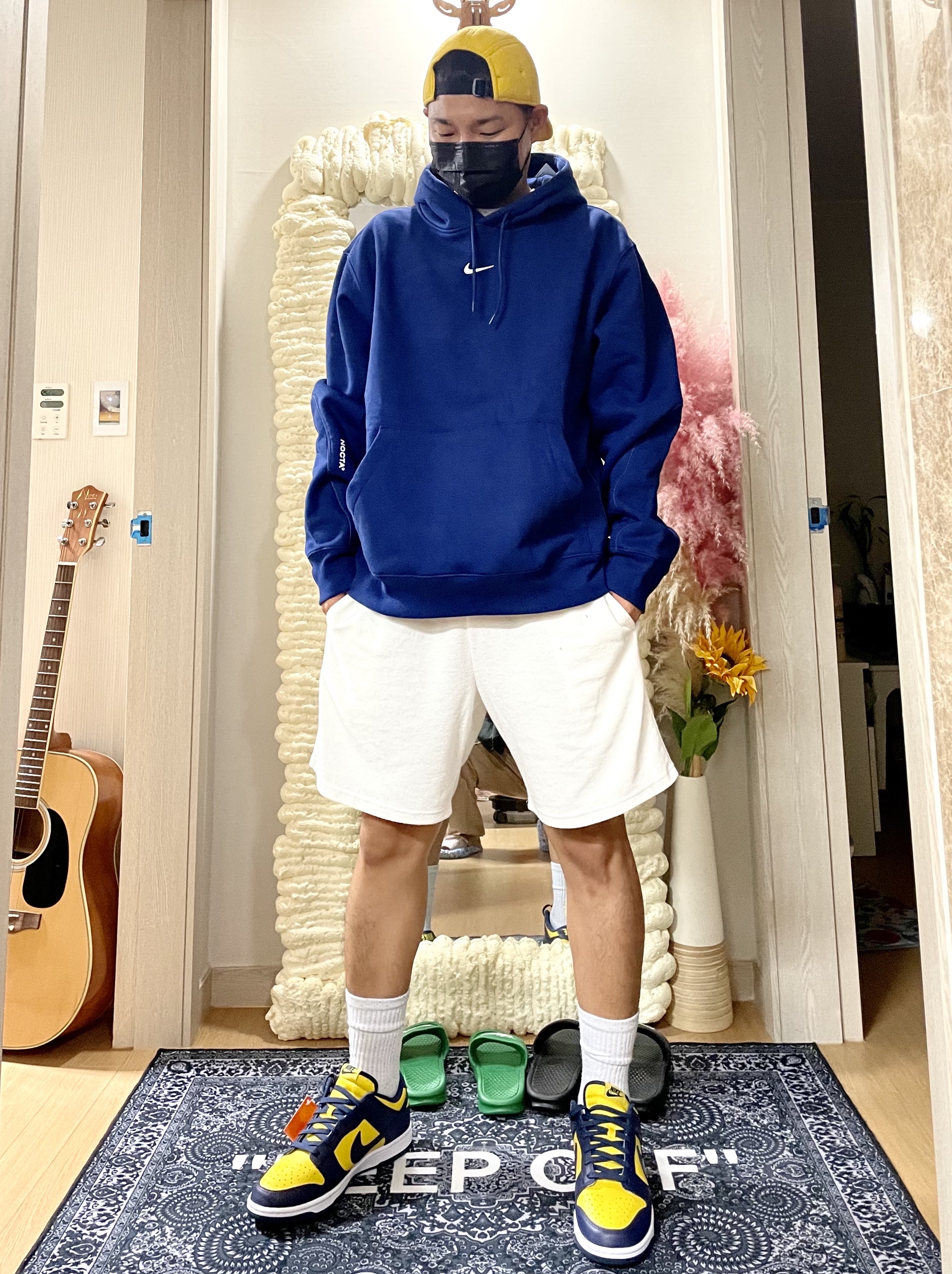 Nike Dunk Low Retro Varsity Maize, Nike x Drake Nocta Cardinal Stock Essential Hoodie Navy - US/EU 착용 스타일