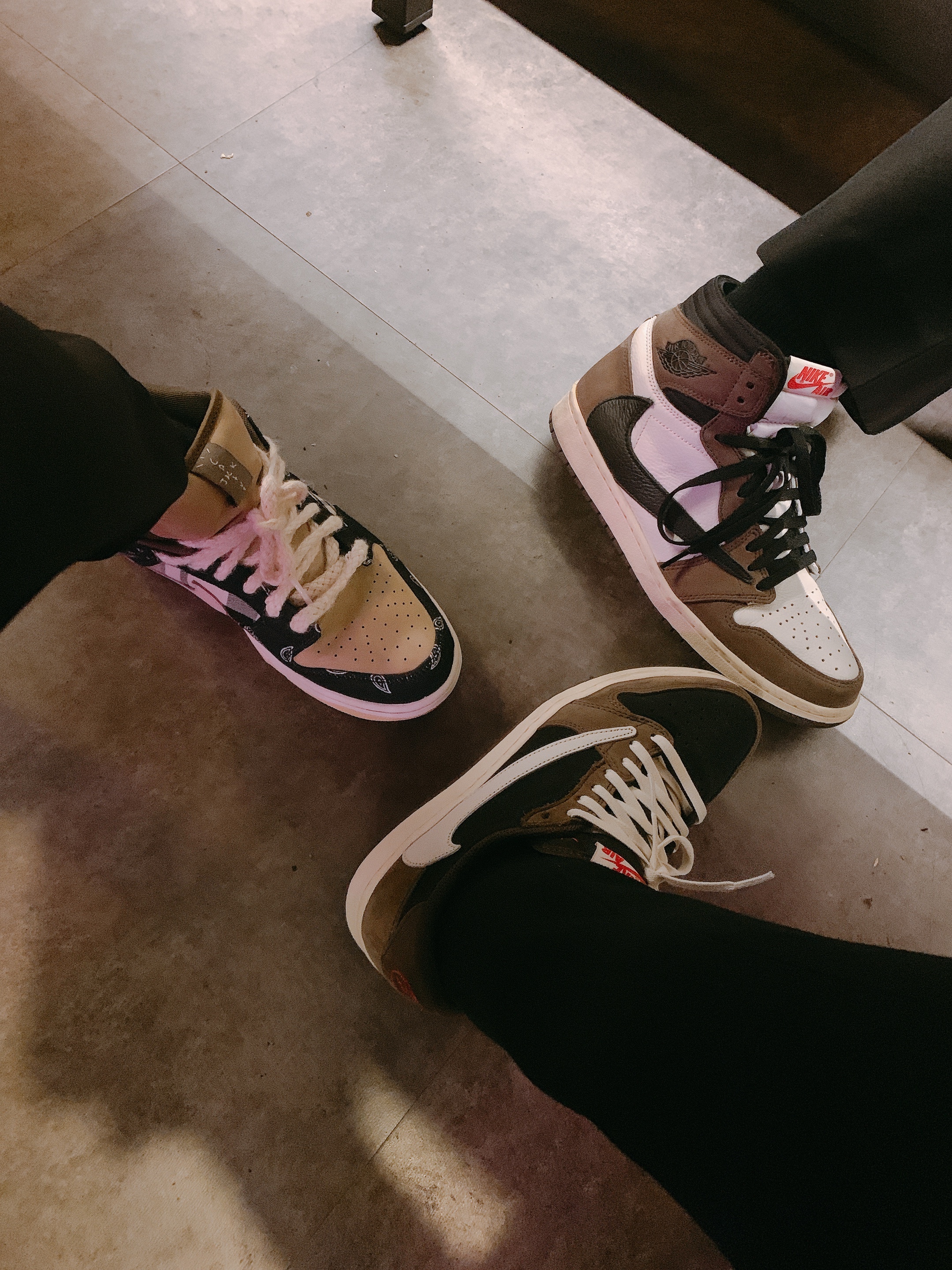 Jordan 1 x Travis Scott Retro High OG SP Mocha, Jordan 1 x Travis Scott Retro Low OG SP Mocha 착용 스타일