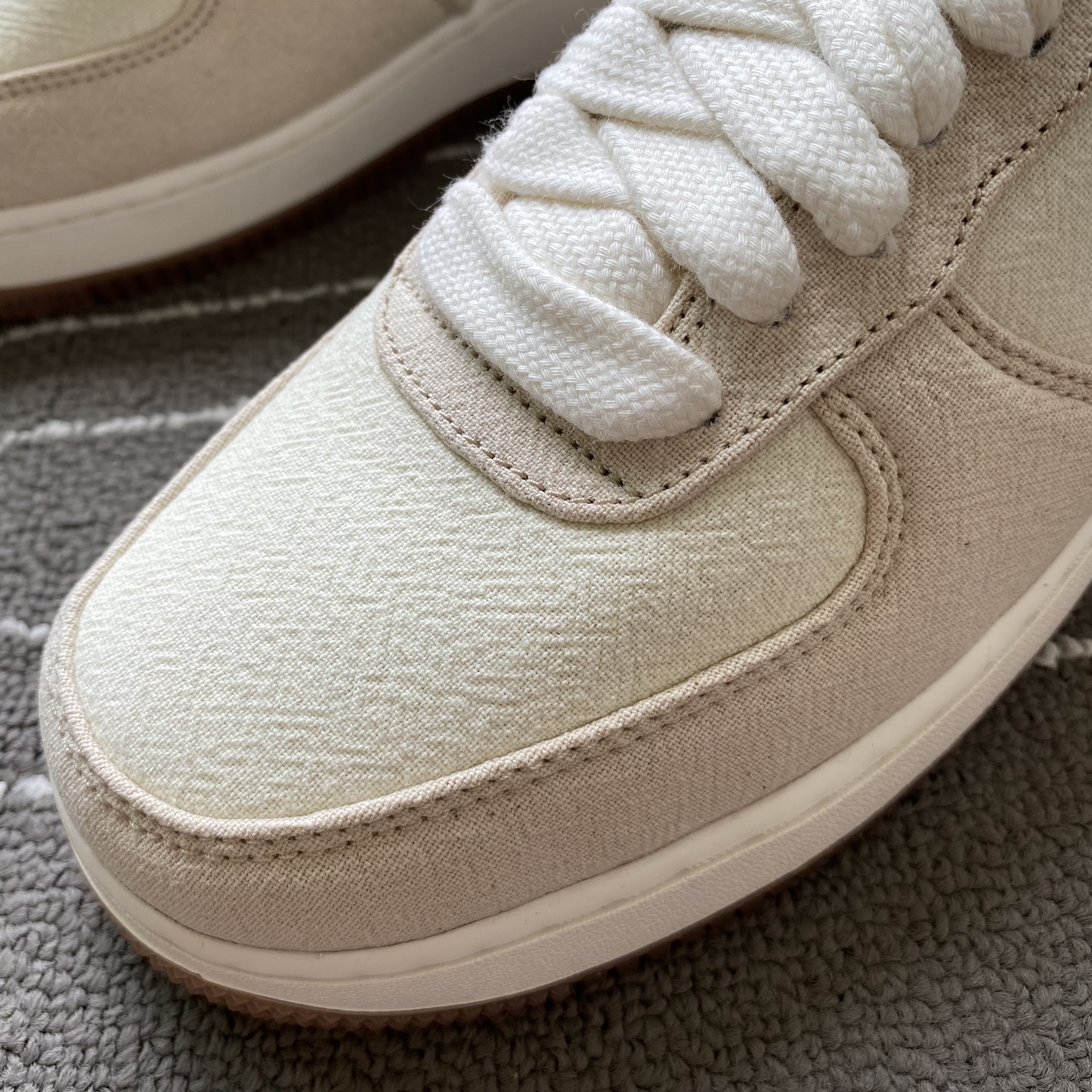 Nike Air Force 1 '07 LV8 Paisley Swoosh 착용 스타일 - 3