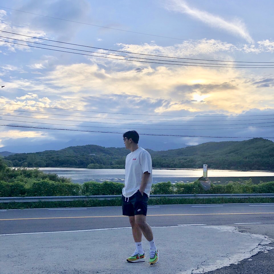 Nike x Sacai LDWaffle Green Multi 착용 스타일