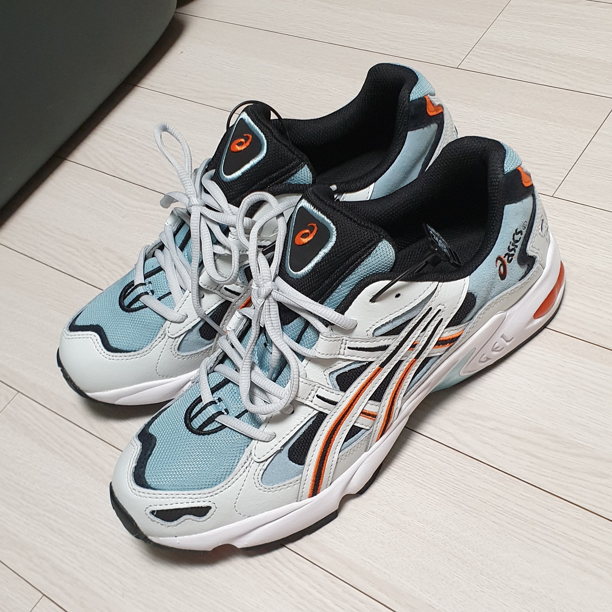 Asics Gel-Kayano 5 OG Polar Shade 착용 스타일