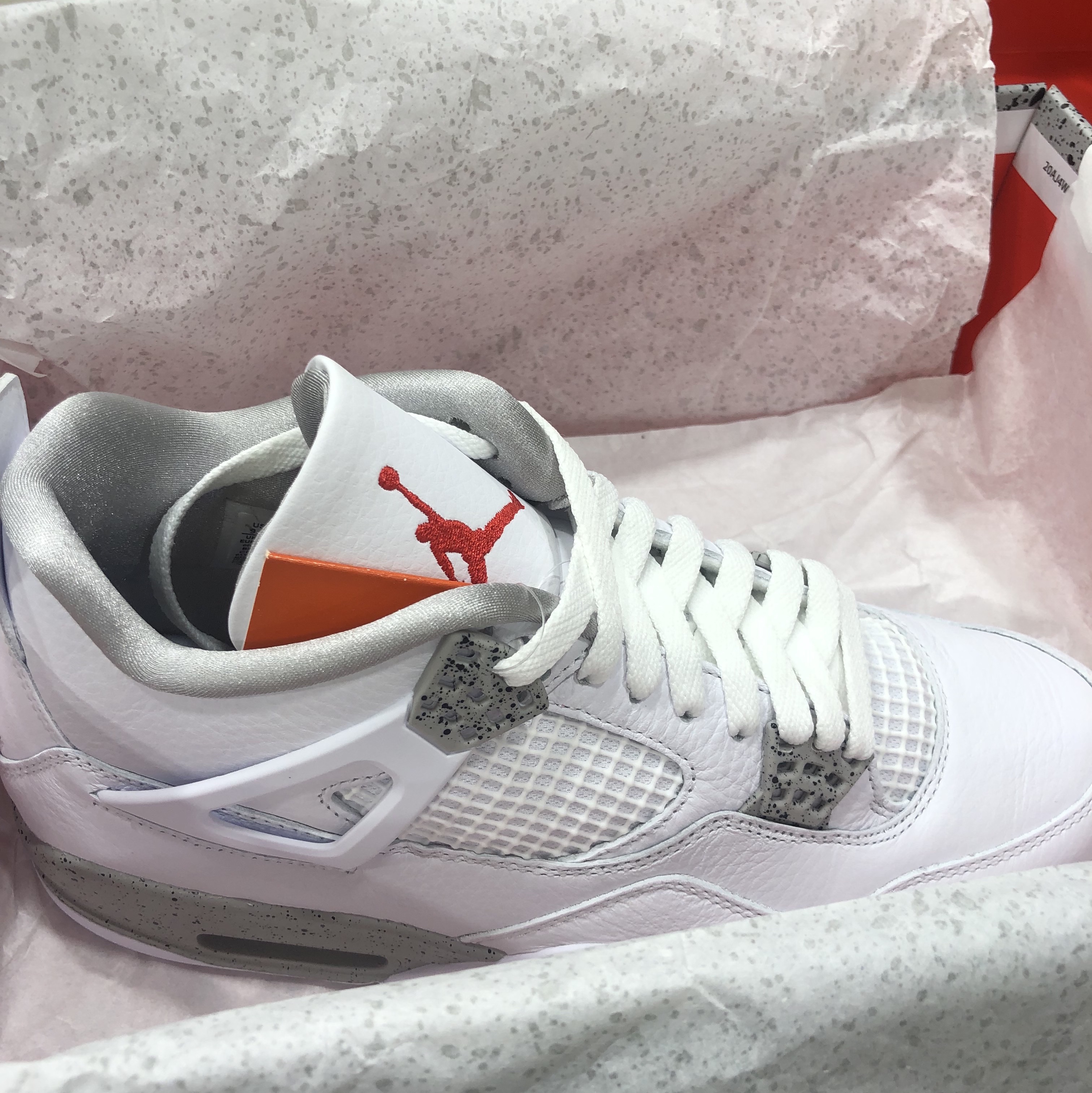 Jordan 4 Retro Tech White 착용 스타일 - 3