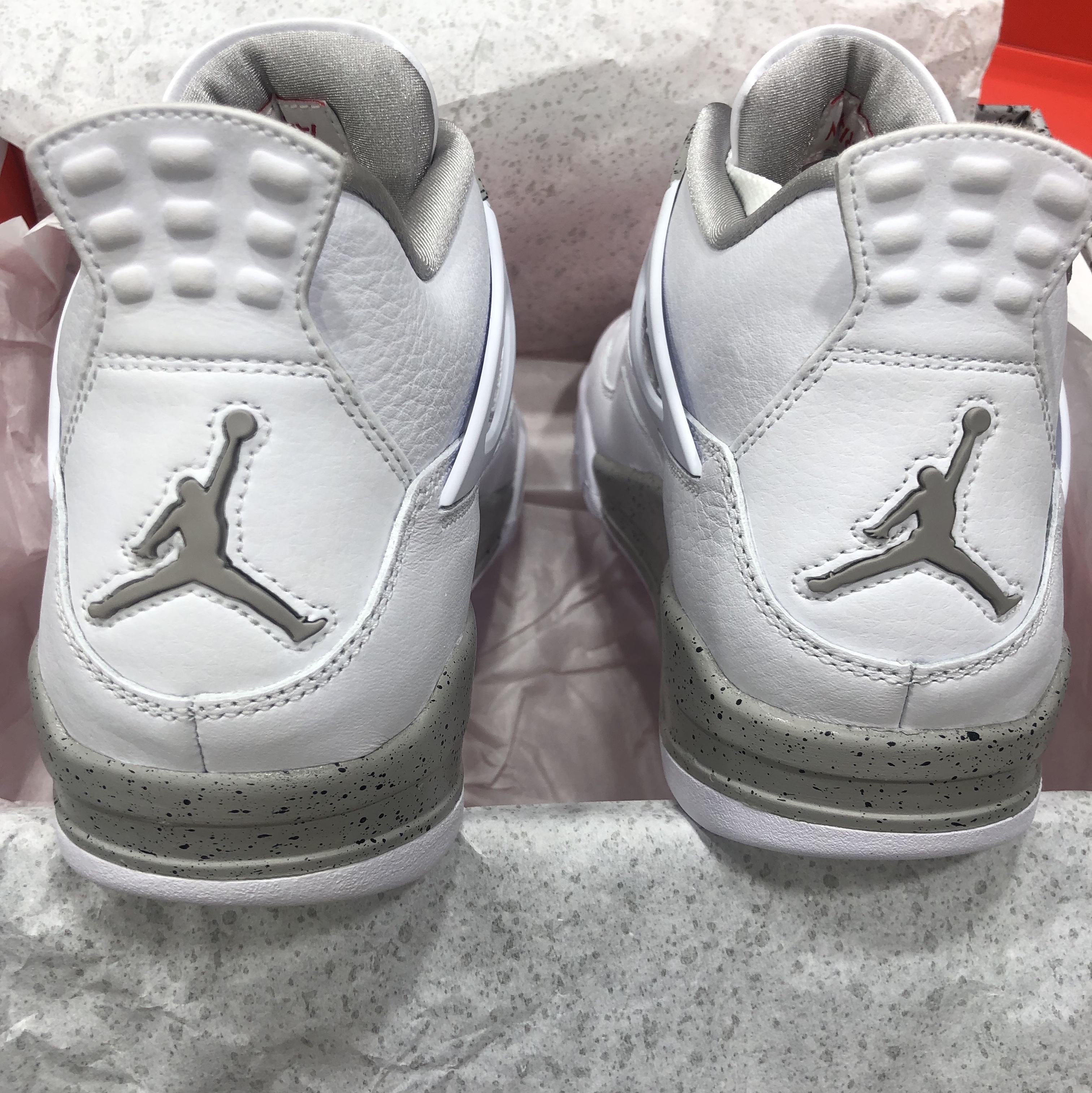 Jordan 4 Retro Tech White 착용 스타일 - 2