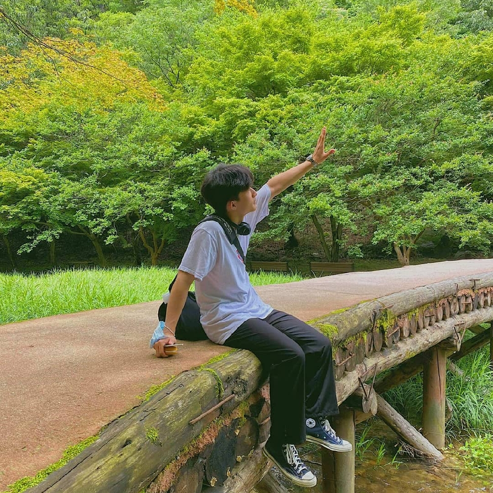 KREAM 프로필 이미지