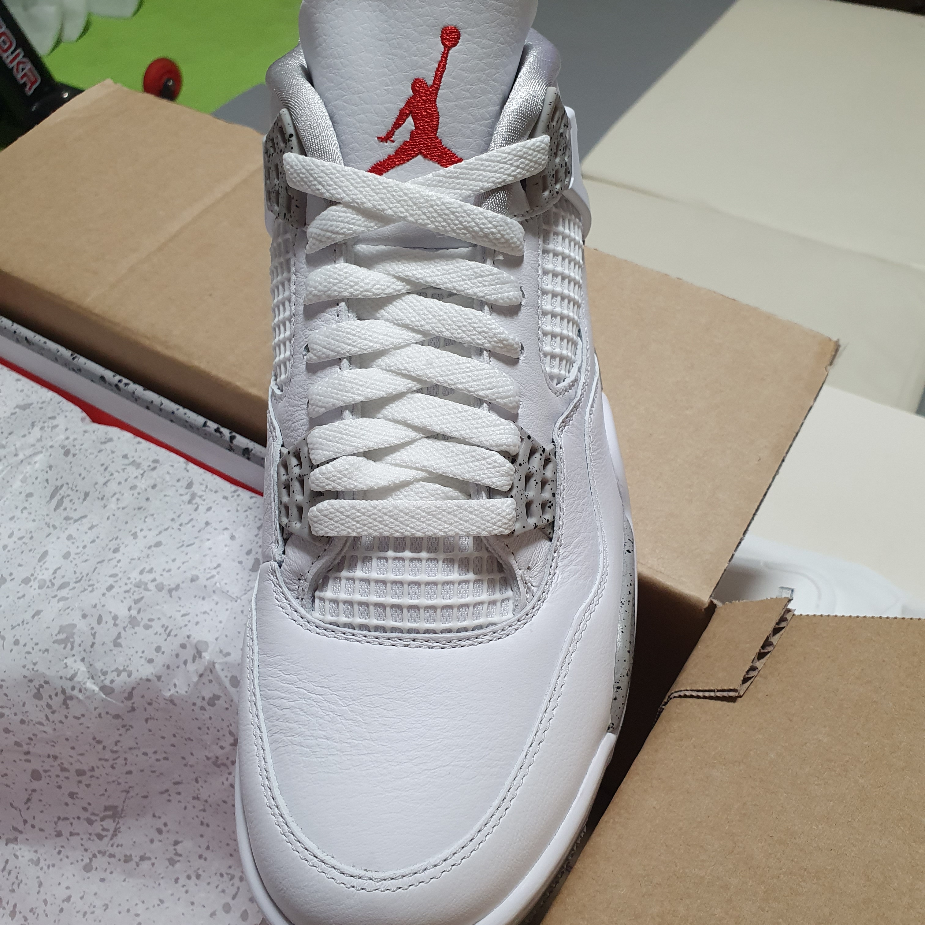Jordan 4 Retro Tech White 착용 스타일 - 3