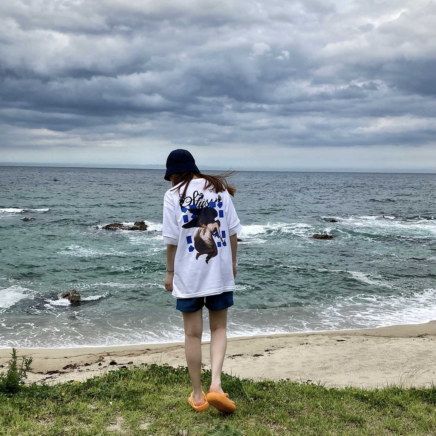 Stussy x Off-White 40 WT T-Shirt 착용 스타일