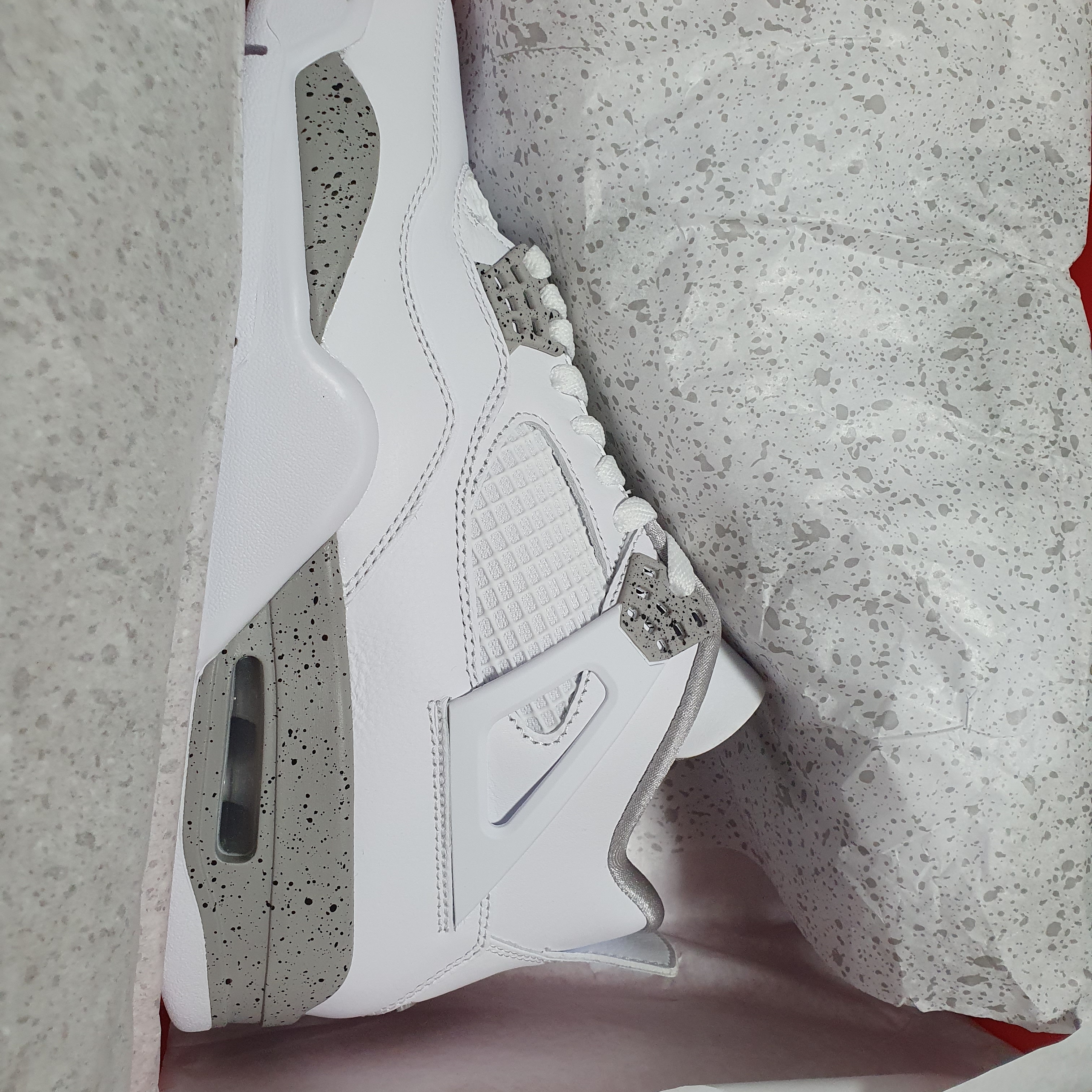 Jordan 4 Retro Tech White 착용 스타일 - 2