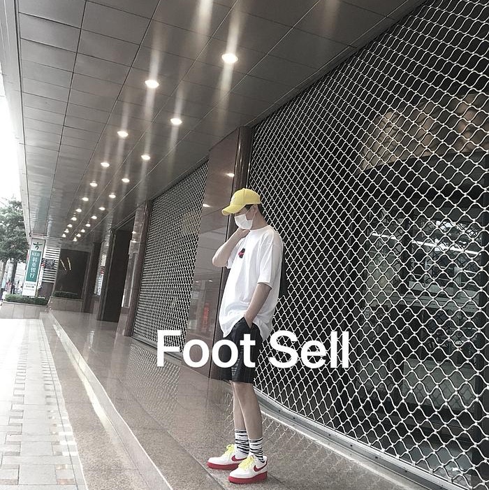 Nike Air Force 1 Low White Red Midsole 착용 스타일 - 1