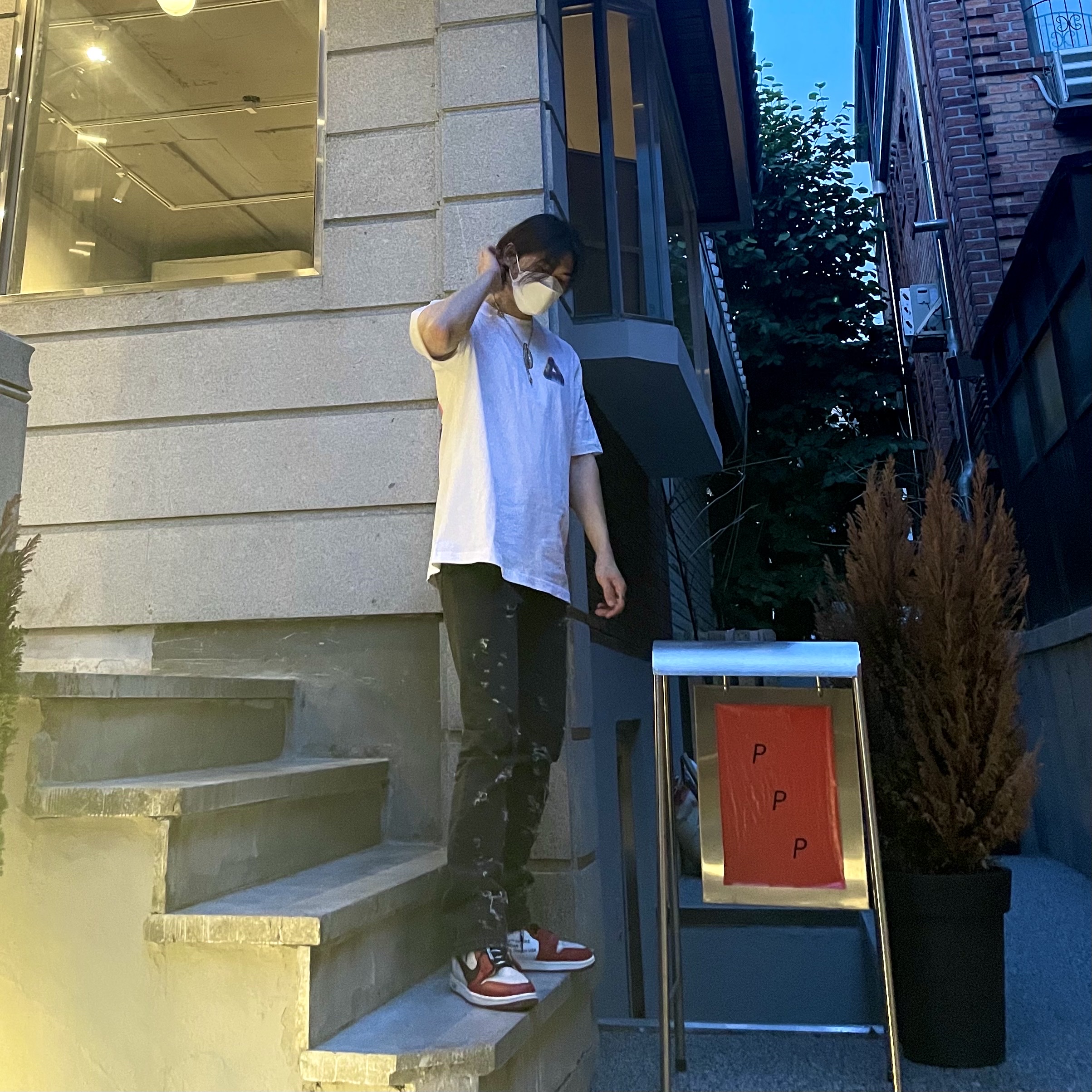 Jordan 1 x Off-White Retro High Chicago The Ten 착용 스타일