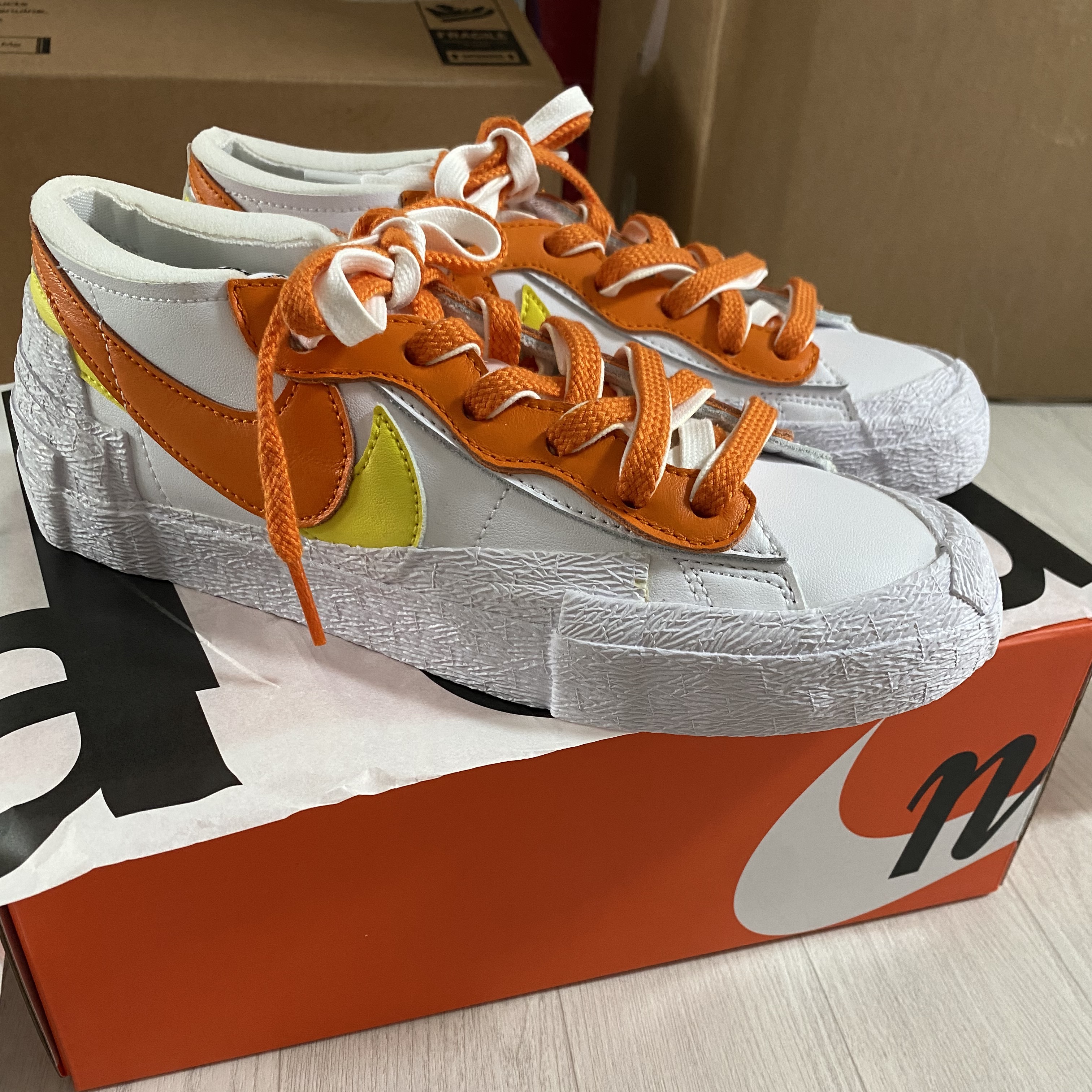 Nike x Sacai Blazer Low Magma Orange 착용 스타일