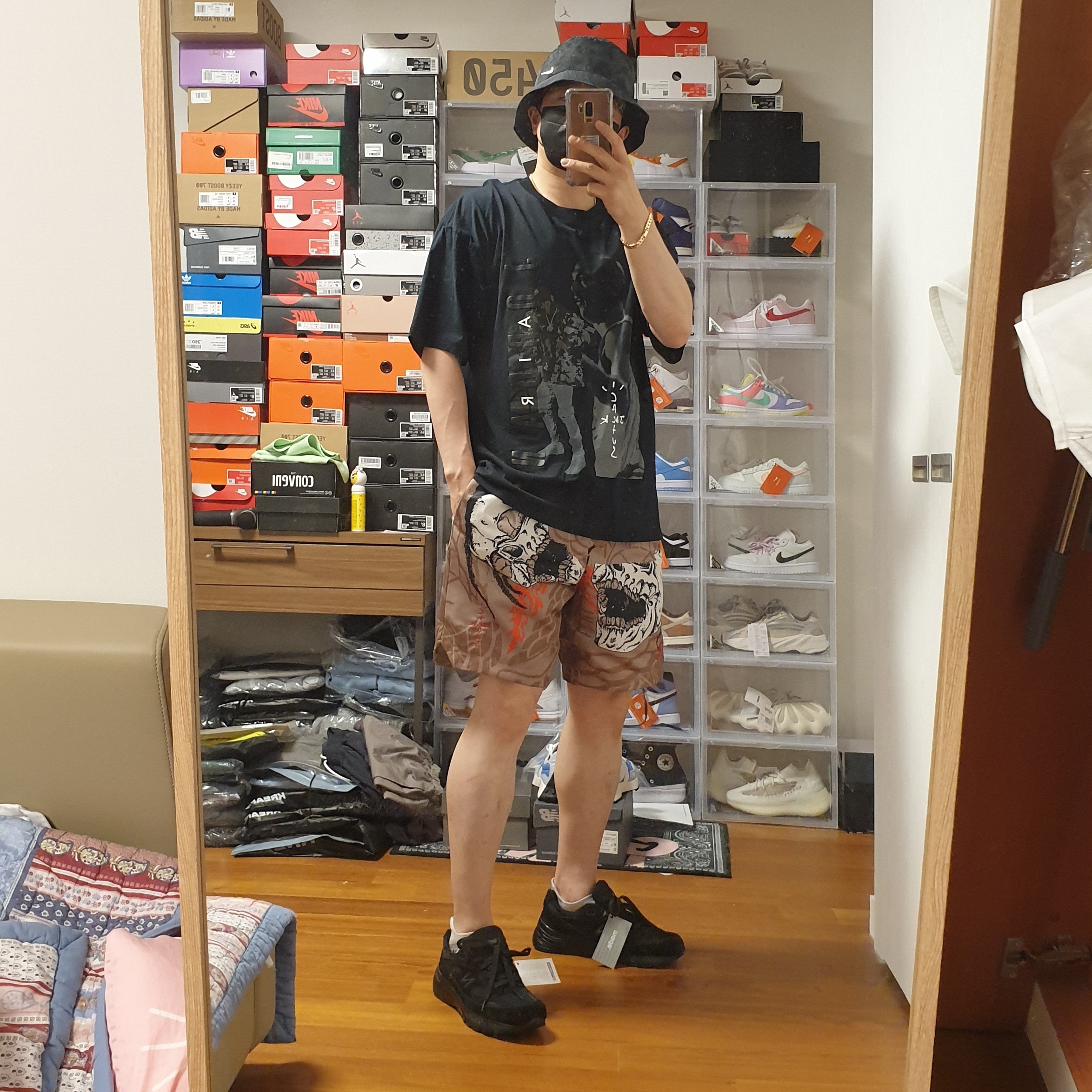 Jordan x Travis Scott Pool Shorts - Asia, Jordan x Travis Scott T-Shirt 착용 스타일 - 1