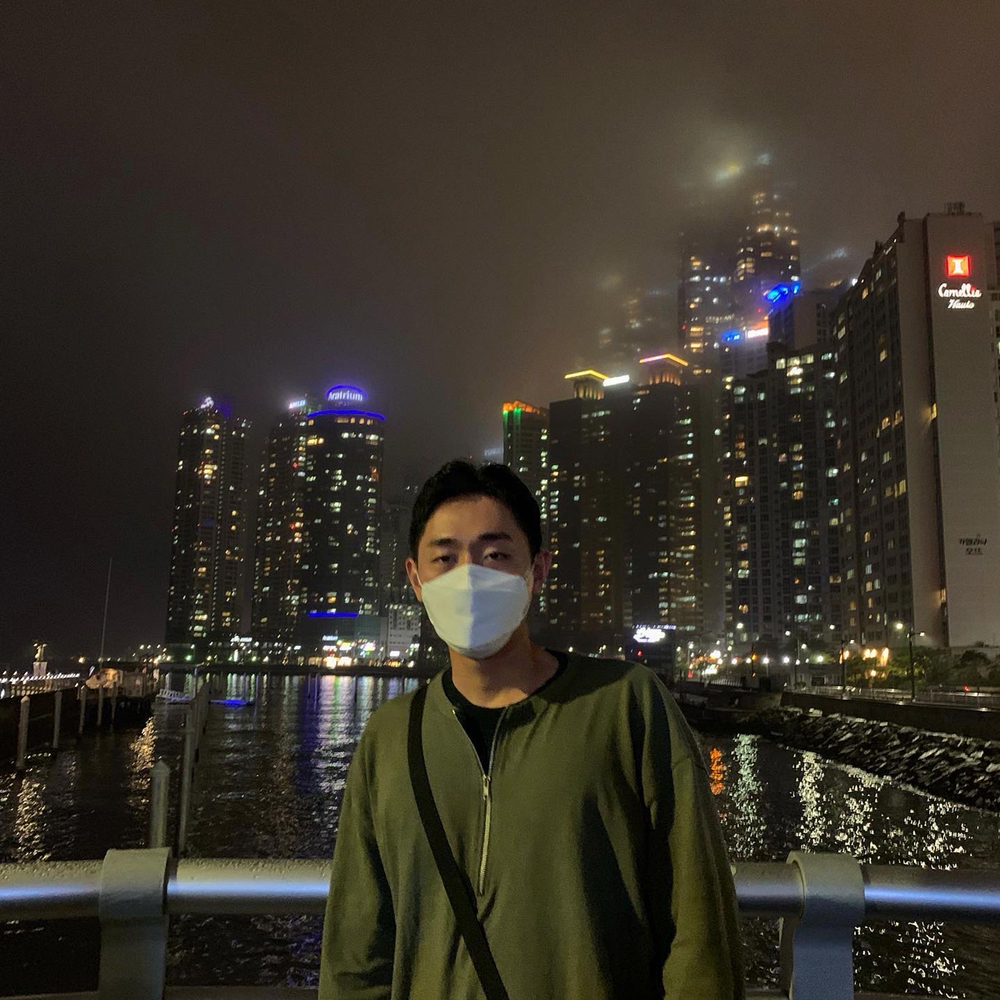 KREAM 프로필 이미지