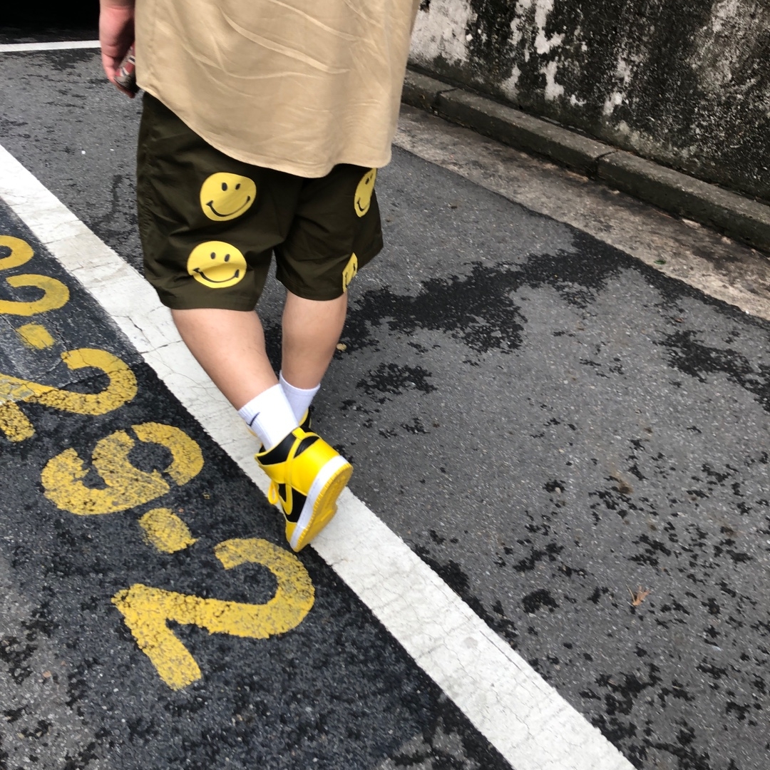 Nike Dunk High SP Varsity Maize 착용 스타일