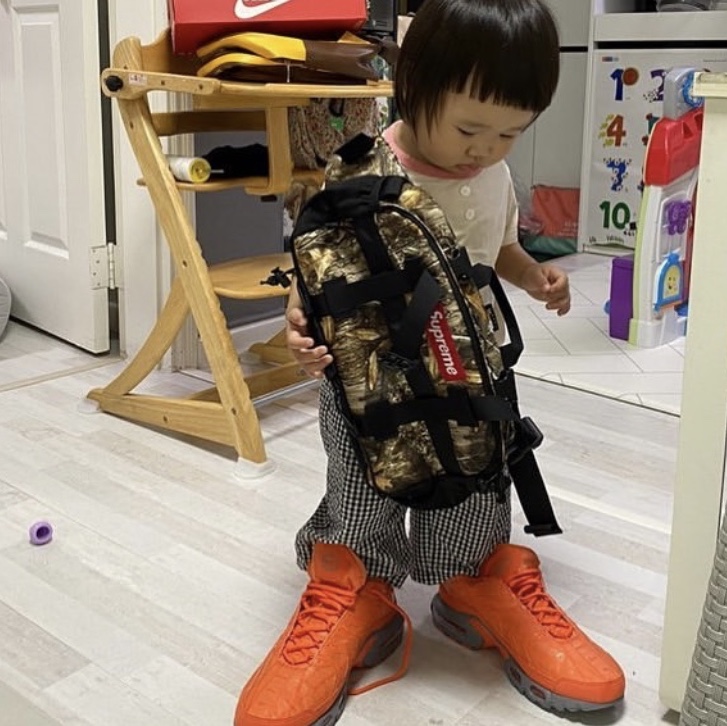 Supreme Waist Bag Real Tree Camo - 19FW 착용 스타일