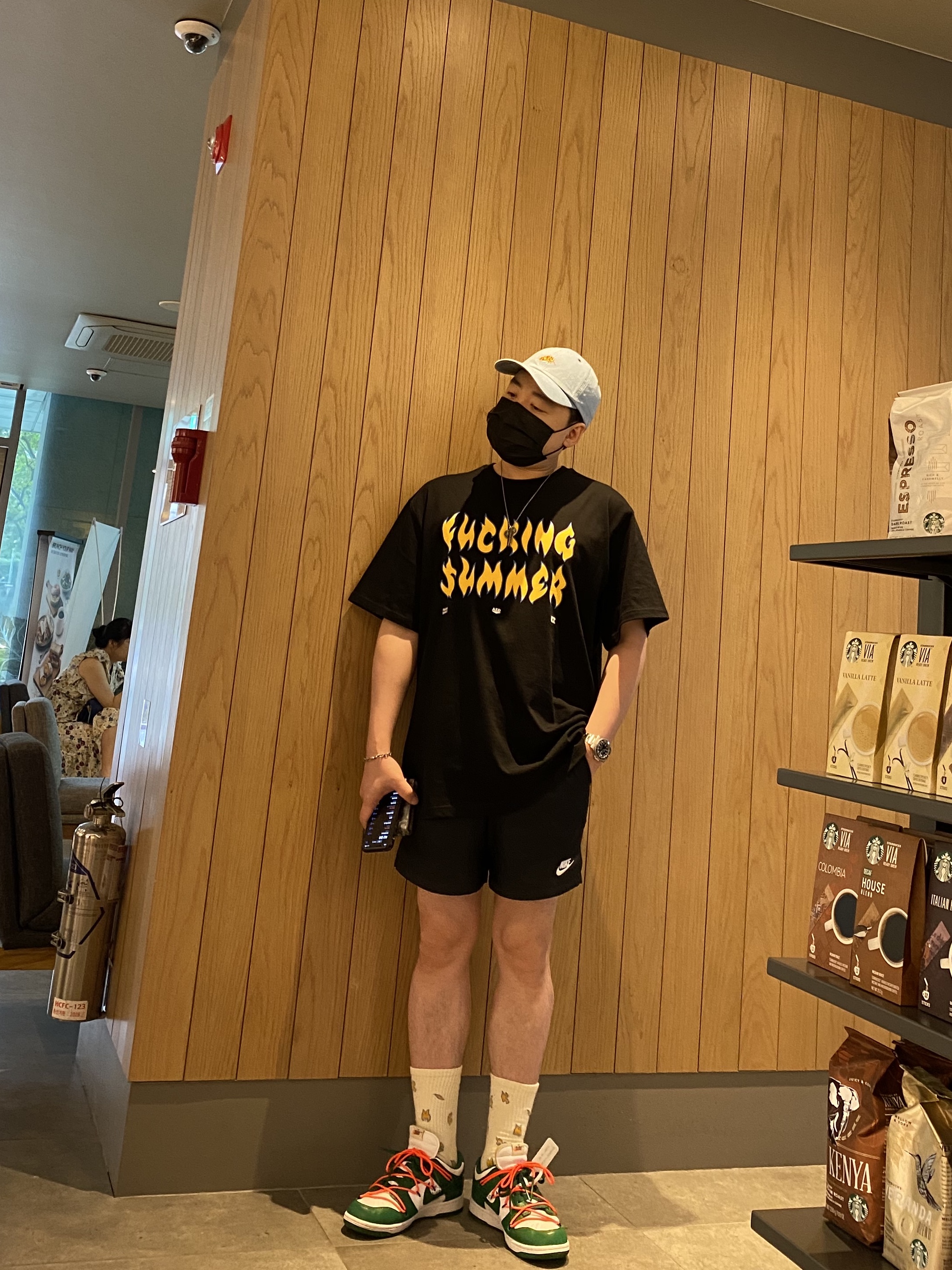 Nike x Off-White Dunk Low Pine Green 착용 스타일