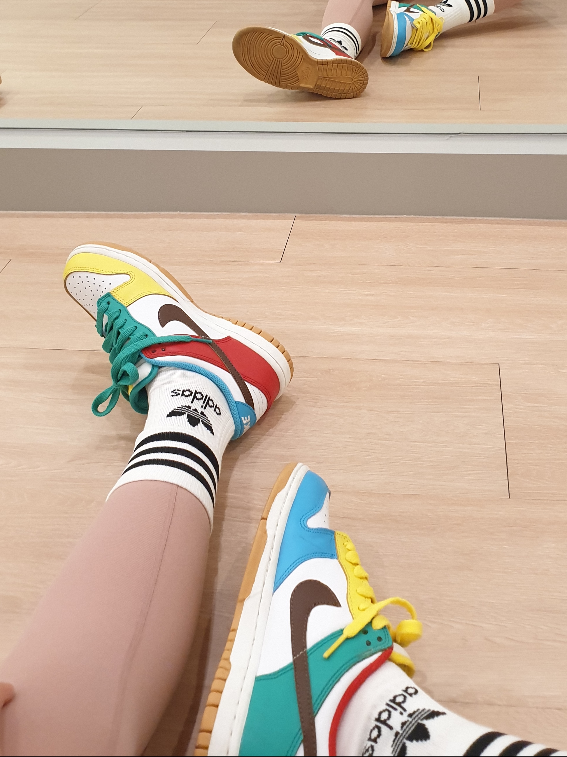Nike Dunk Low SE Free.99 White 착용 스타일 - 4
