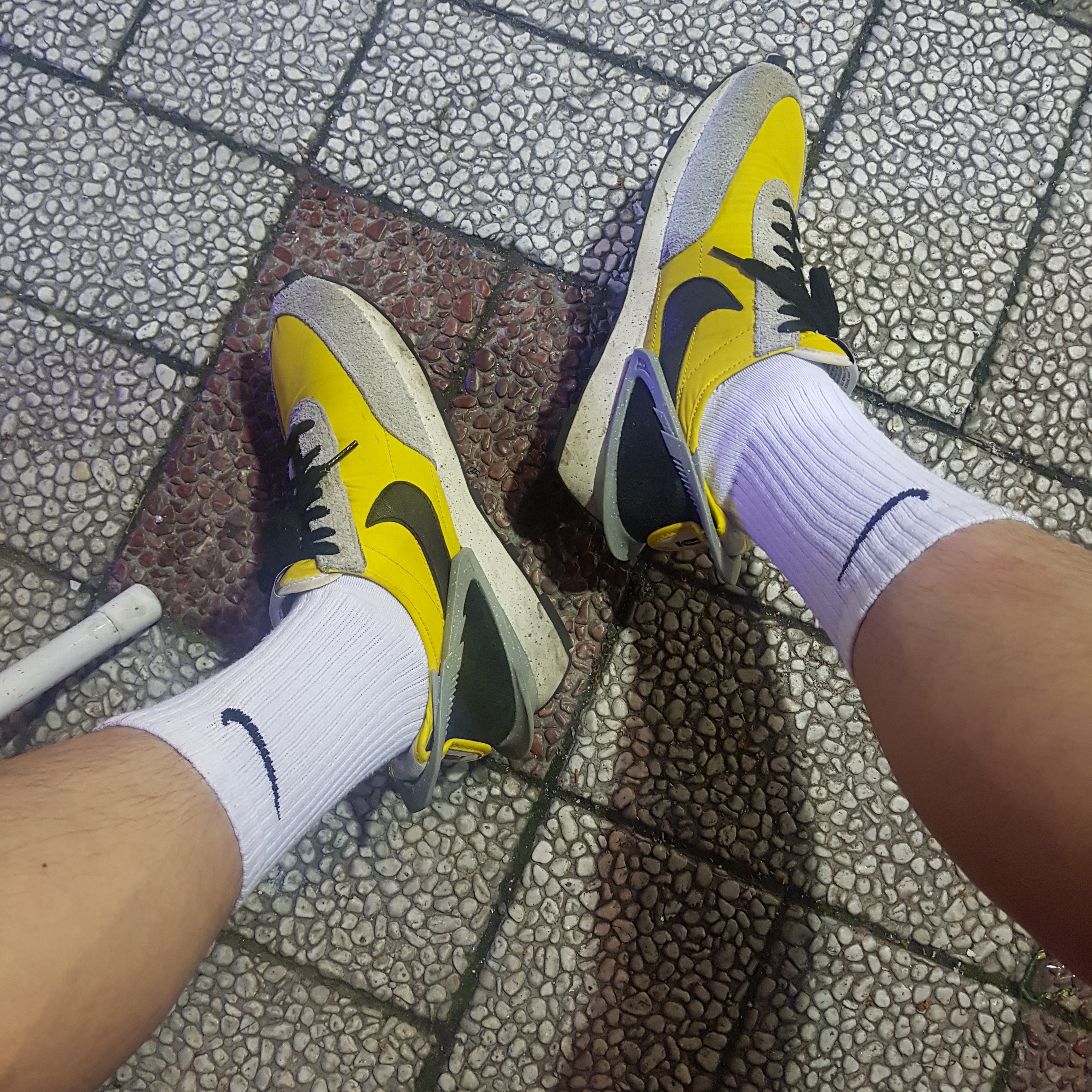Nike x Undercover Daybreak Bright Citron 착용 스타일