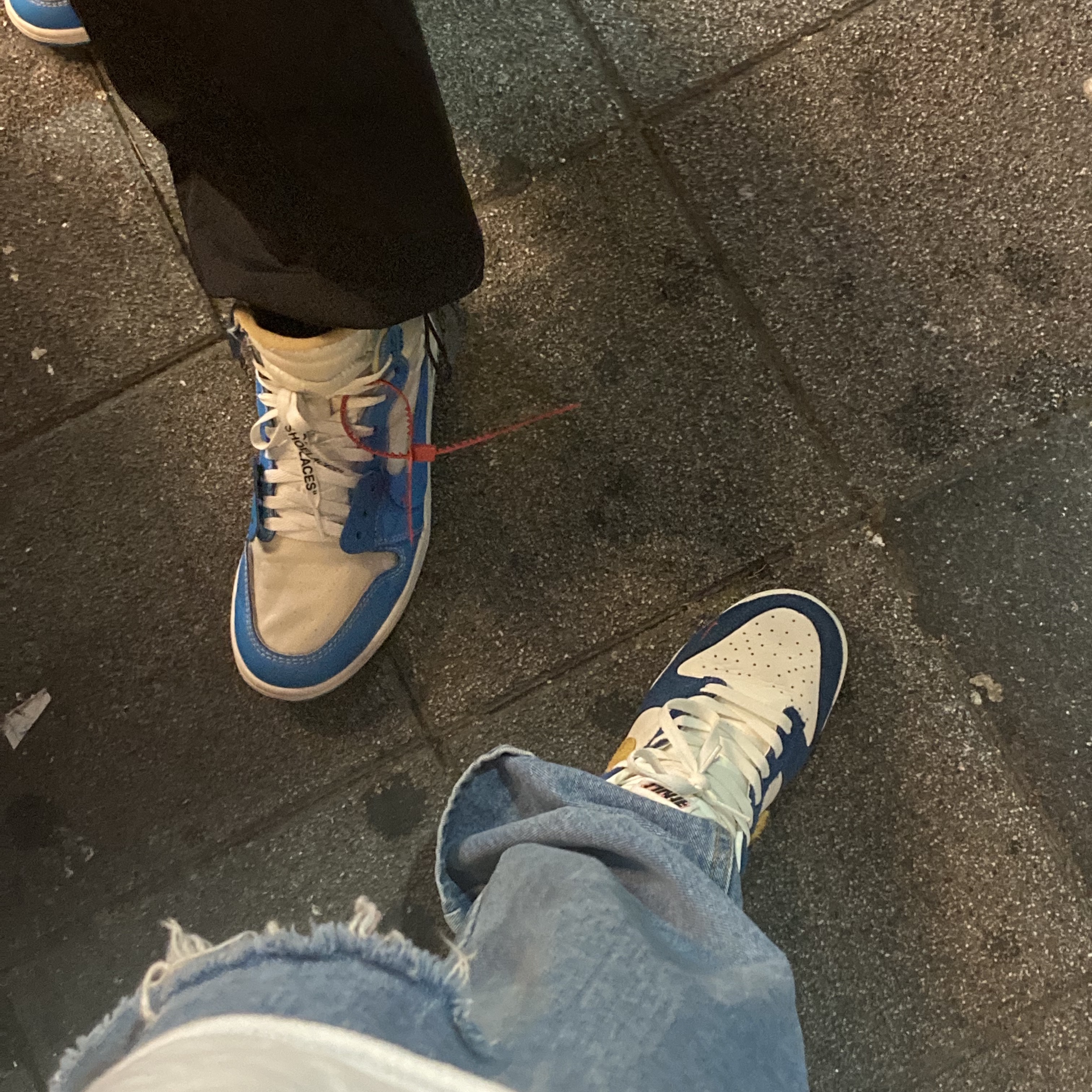 Nike x Kasina Dunk Low 80's Bus, Jordan 1 x Off-White Retro High University Blue 착용 스타일