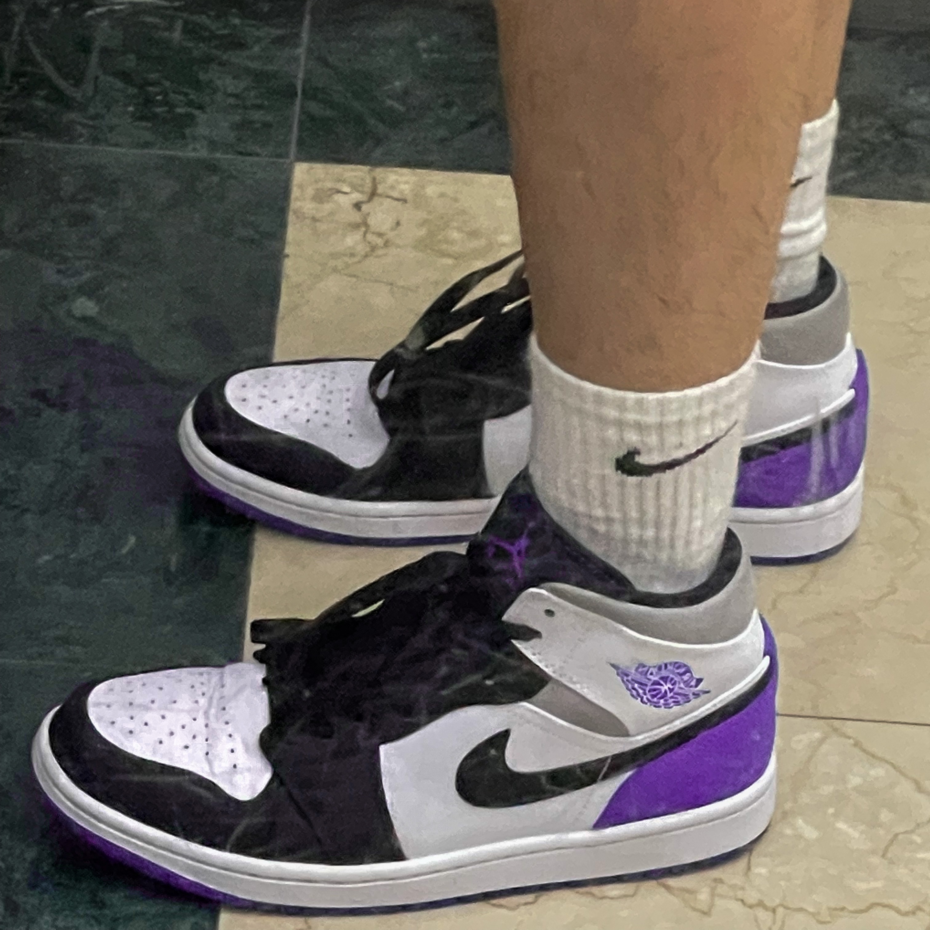 Jordan 1 Retro High OG Black Mocha, Jordan 1 Retro High OG Defiant SB LA to Chicago 착용 스타일 - 4