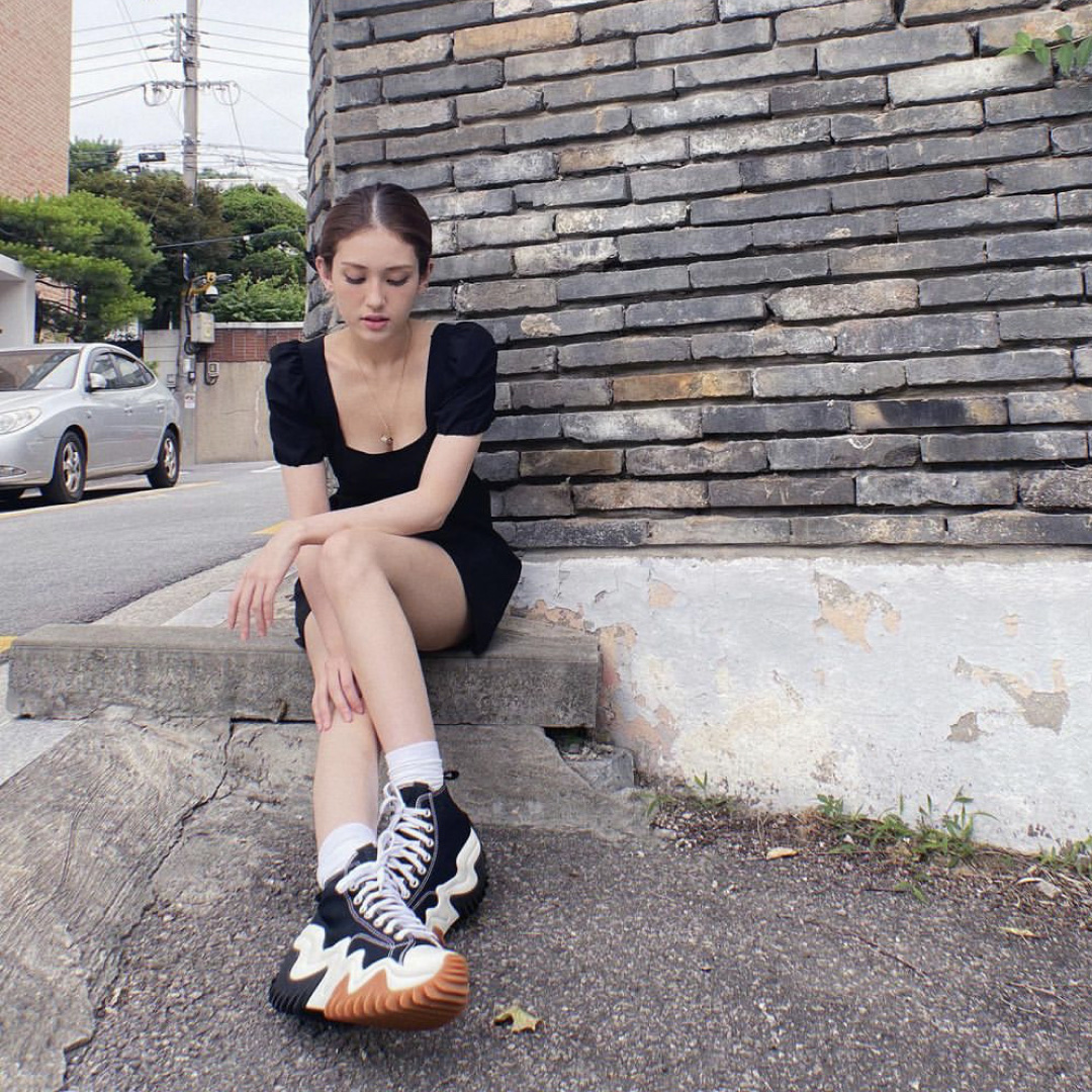 Converse Run Star Motion High Black 착용 스타일 - 3