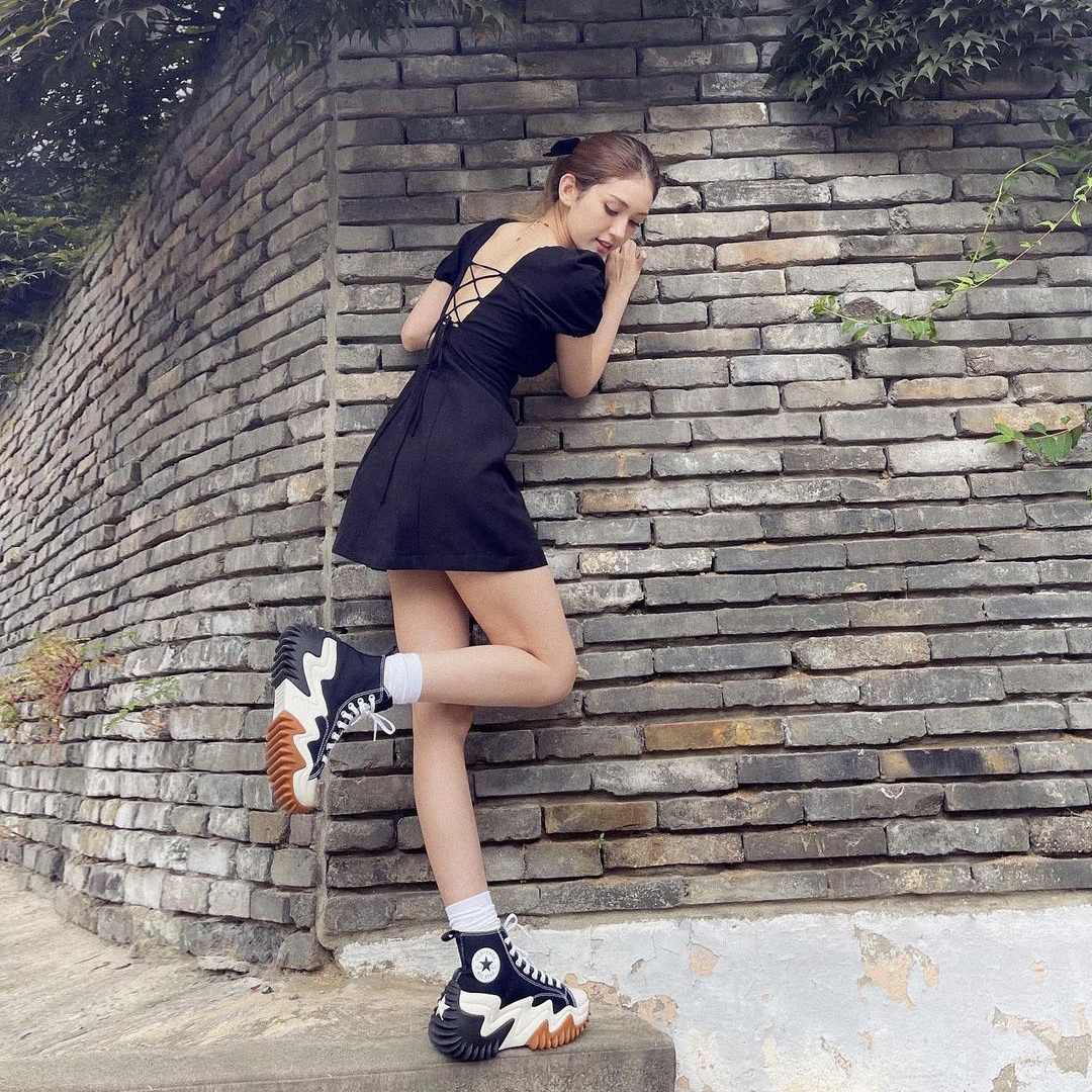 Converse Run Star Motion High Black 착용 스타일 - 2