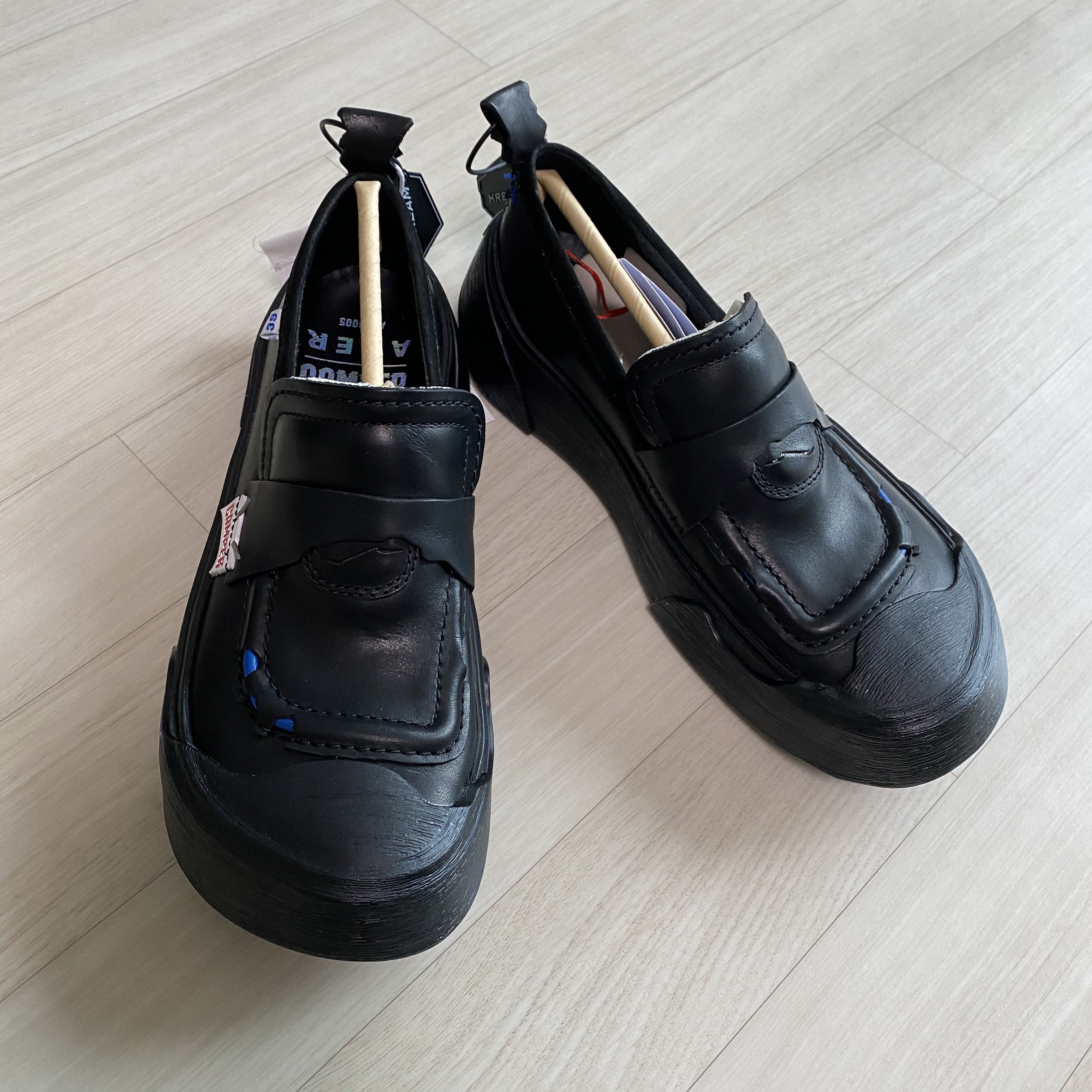 (W) Camper x Ader Error Proto-743-S Black Leather Shoes 착용 스타일