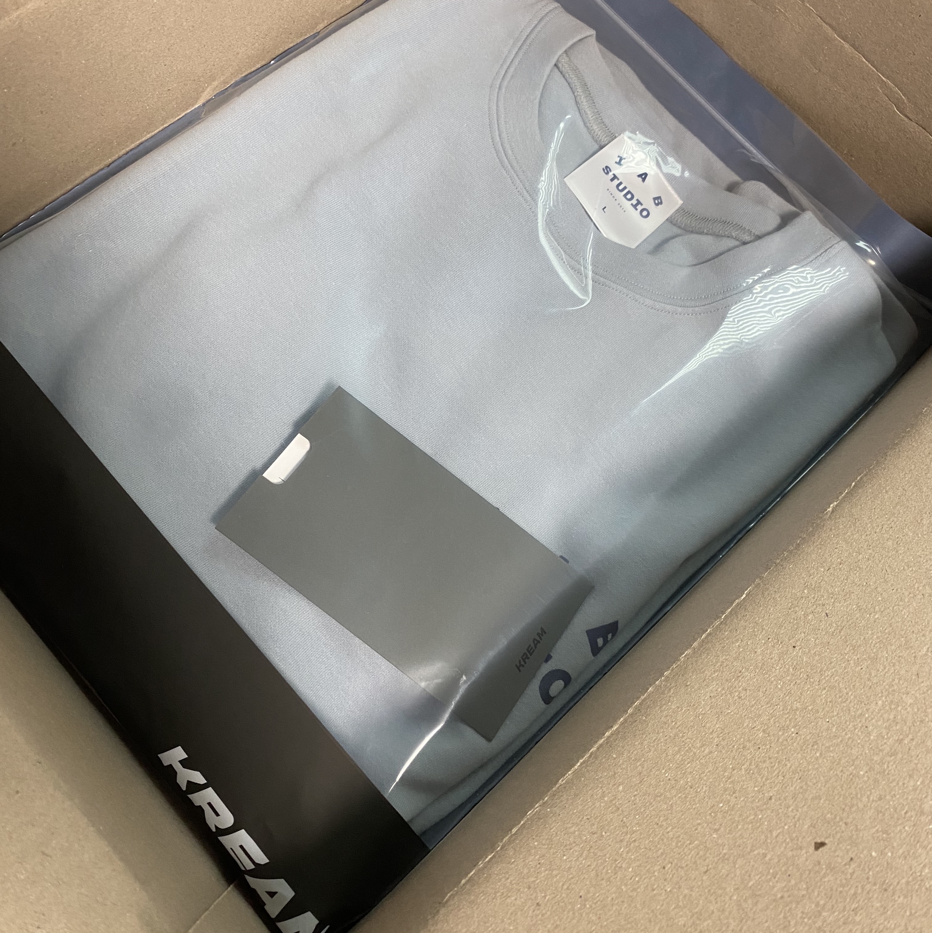 IAB Studio T-Shirt Ash Blue - 21SS, Nike Air Max 97 Triple White Wolf Grey 착용 스타일 - 1