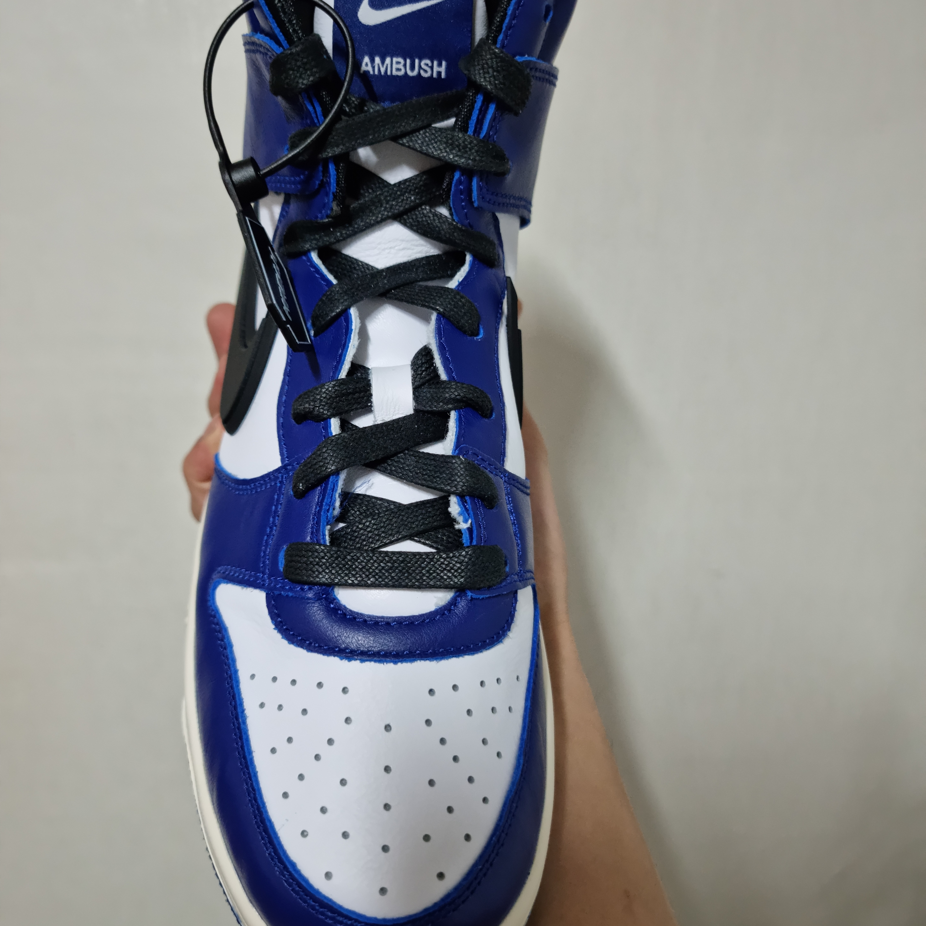 Nike x Ambush Dunk High Deep Royal Blue 착용 스타일 - 2