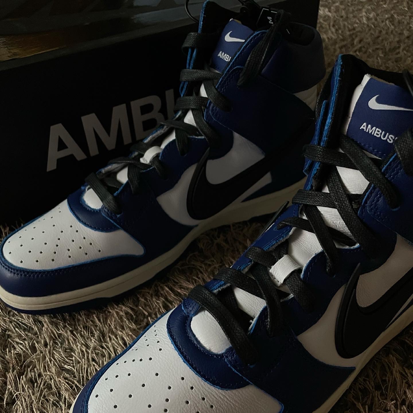 Nike x Ambush Dunk High Deep Royal Blue 착용 스타일 - 4