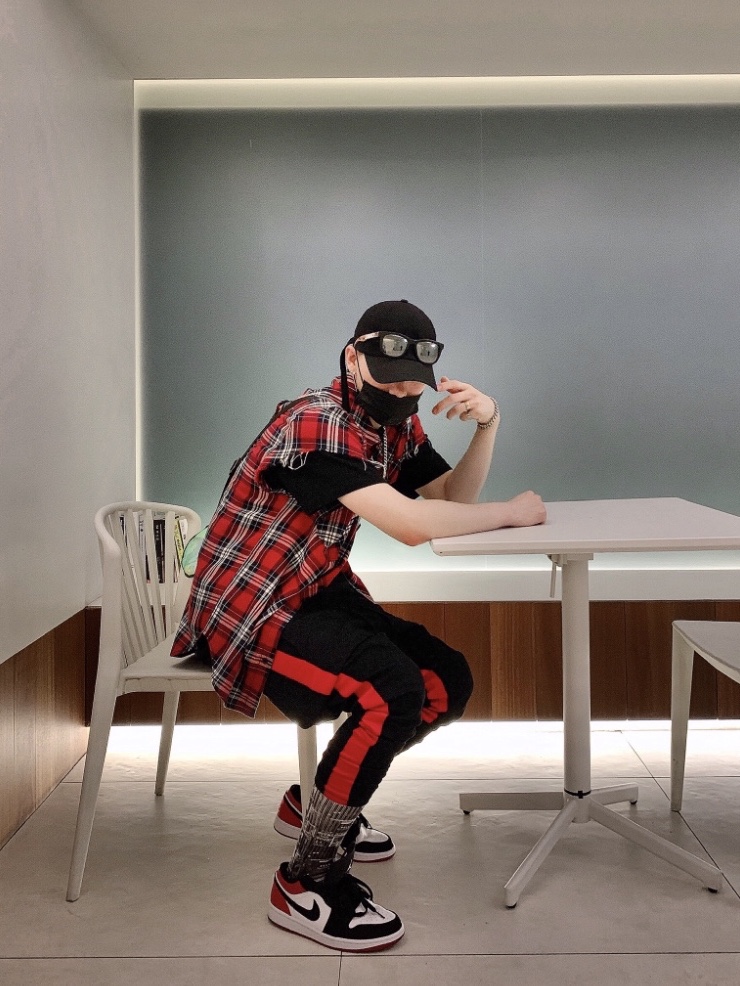 Jordan 1 Low Black Toe 착용 스타일 - 2