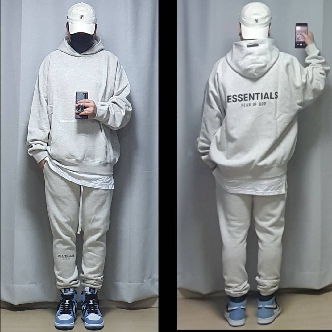 Essentials Sweatpants Oatmeal/Oatmeal Heather/Light Heather Oatmeal 2020, Essentials Pull-Over Hoodie Oatmeal - 21SS 착용 스타일 - 1