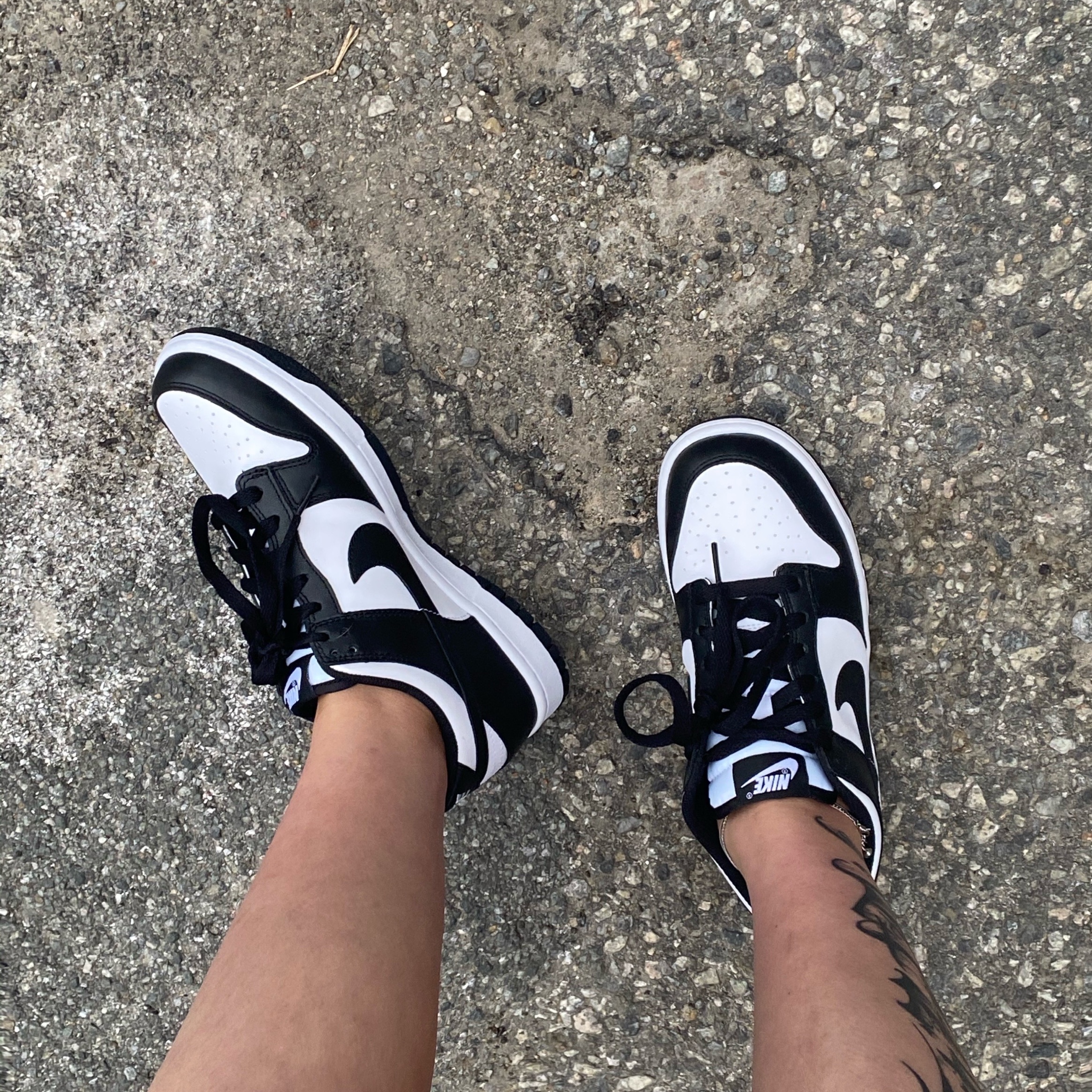 (GS) Nike Dunk Low Black 착용 스타일