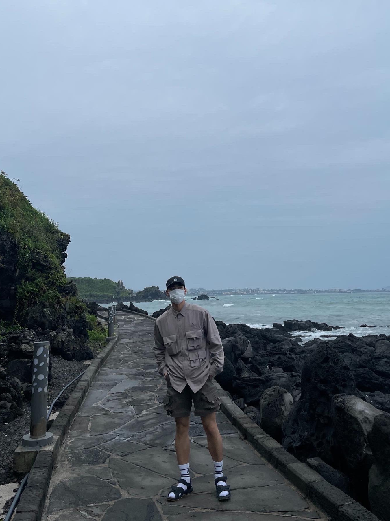 Nike ACG Devastation Trail Work Shirt Moon Fossil - US/EU, Nike ACG Cargo Shorts Ironstone - Asia 착용 스타일 - 1
