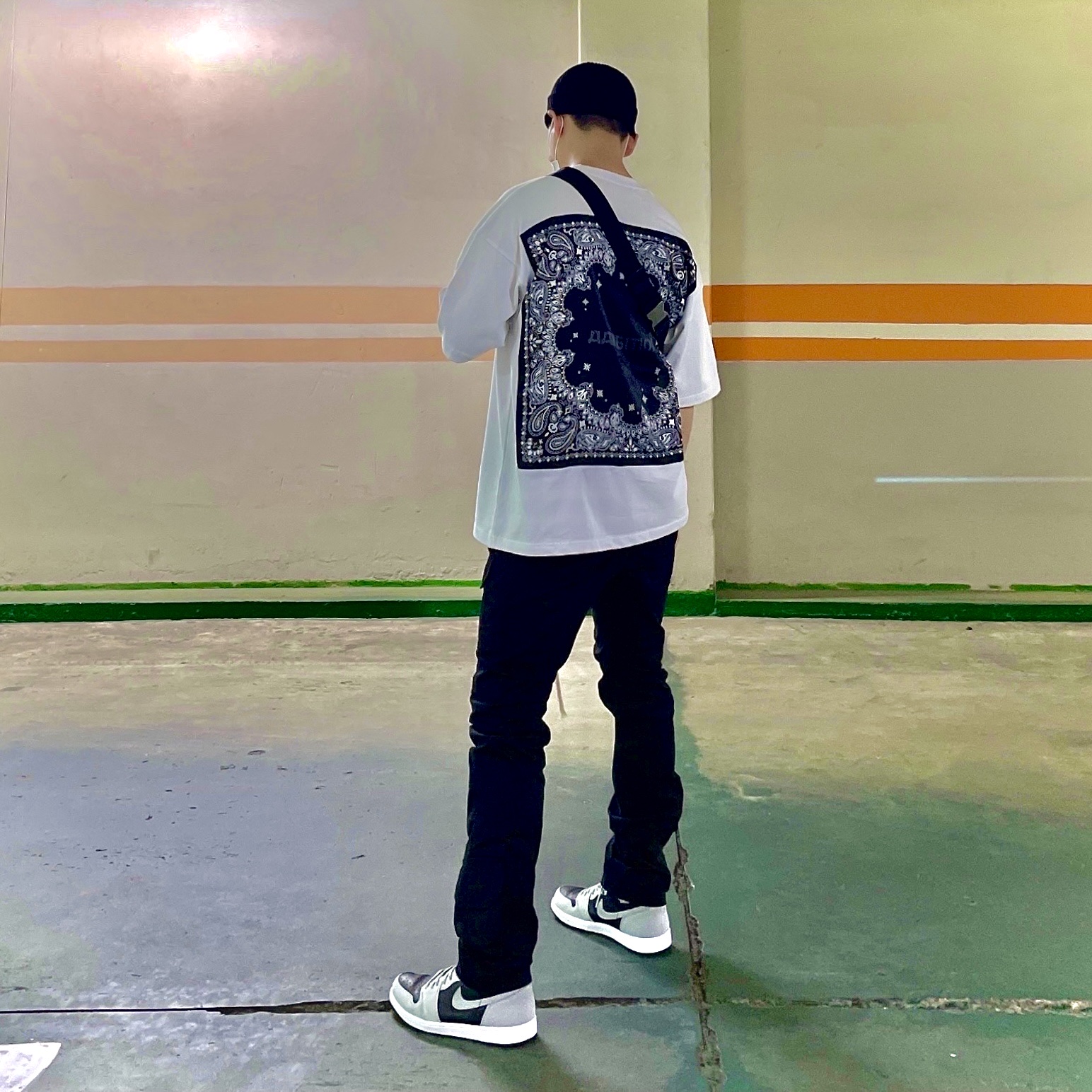 Jordan 1 Retro High OG Shadow 2.0 착용 스타일 - 2
