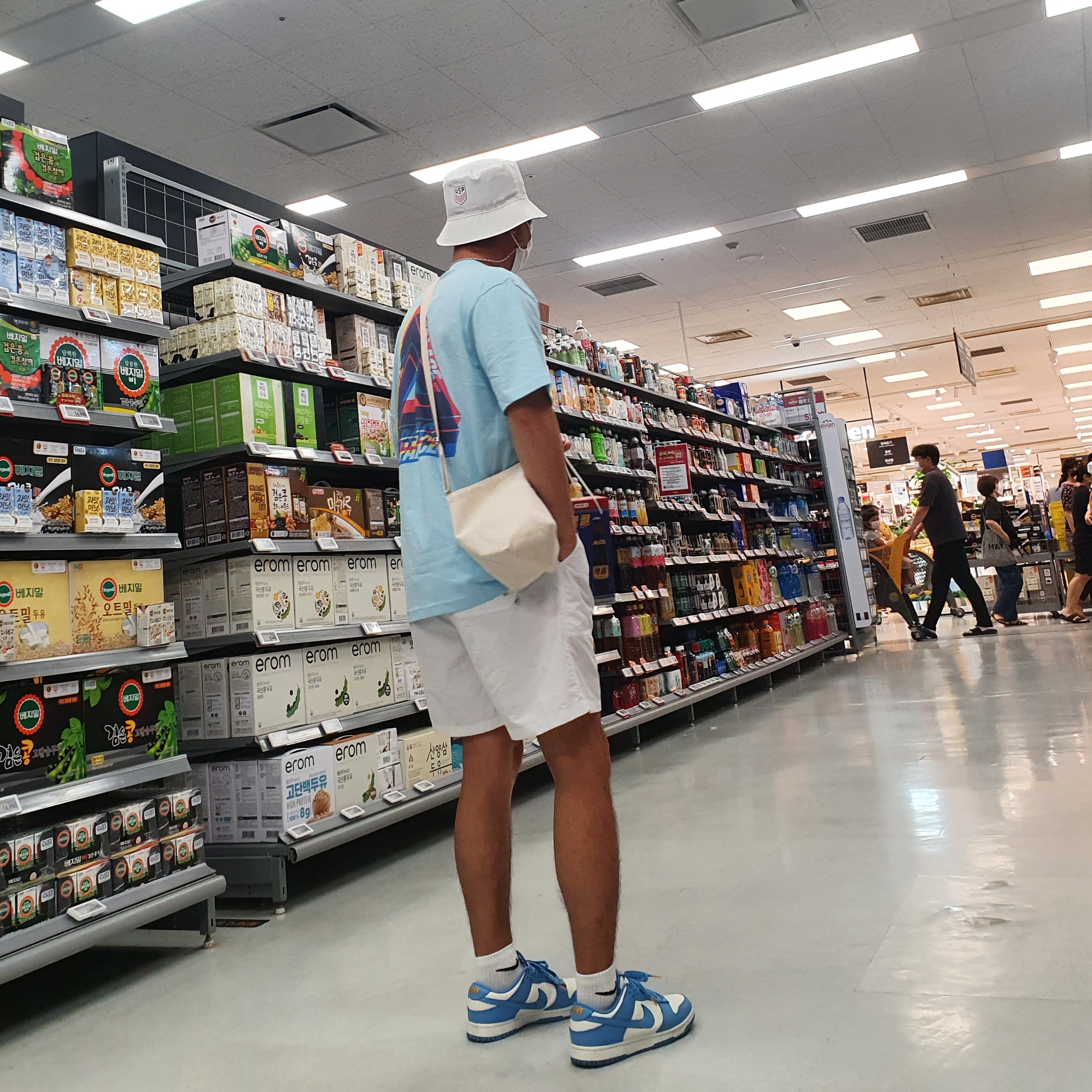 Palace Tri-Ferg Colour Blur T-Shirt Pale Blue - 20FW, (W) Nike Dunk Low Coast 착용 스타일