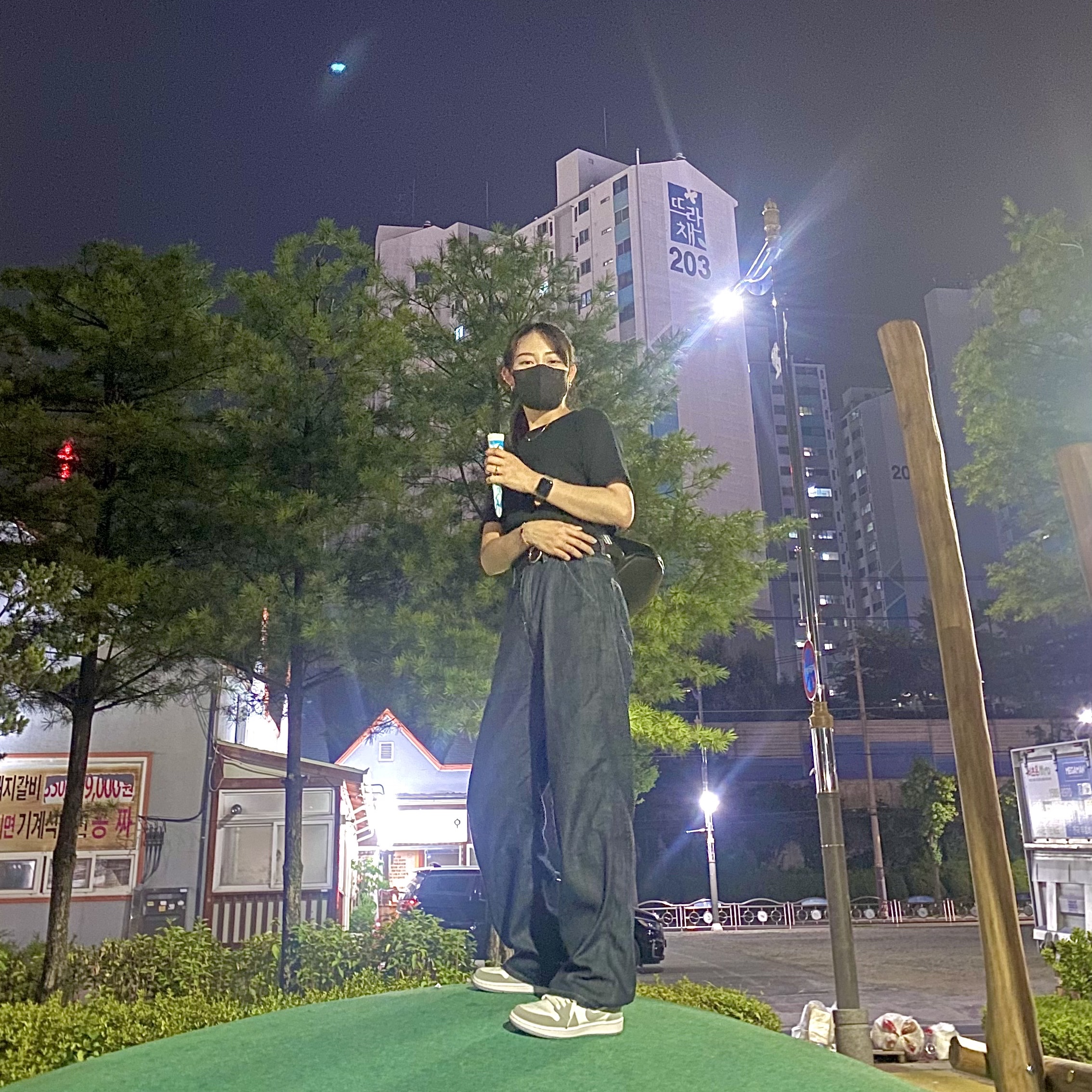 (W) Jordan 1 Low White Wolf Grey 착용 스타일