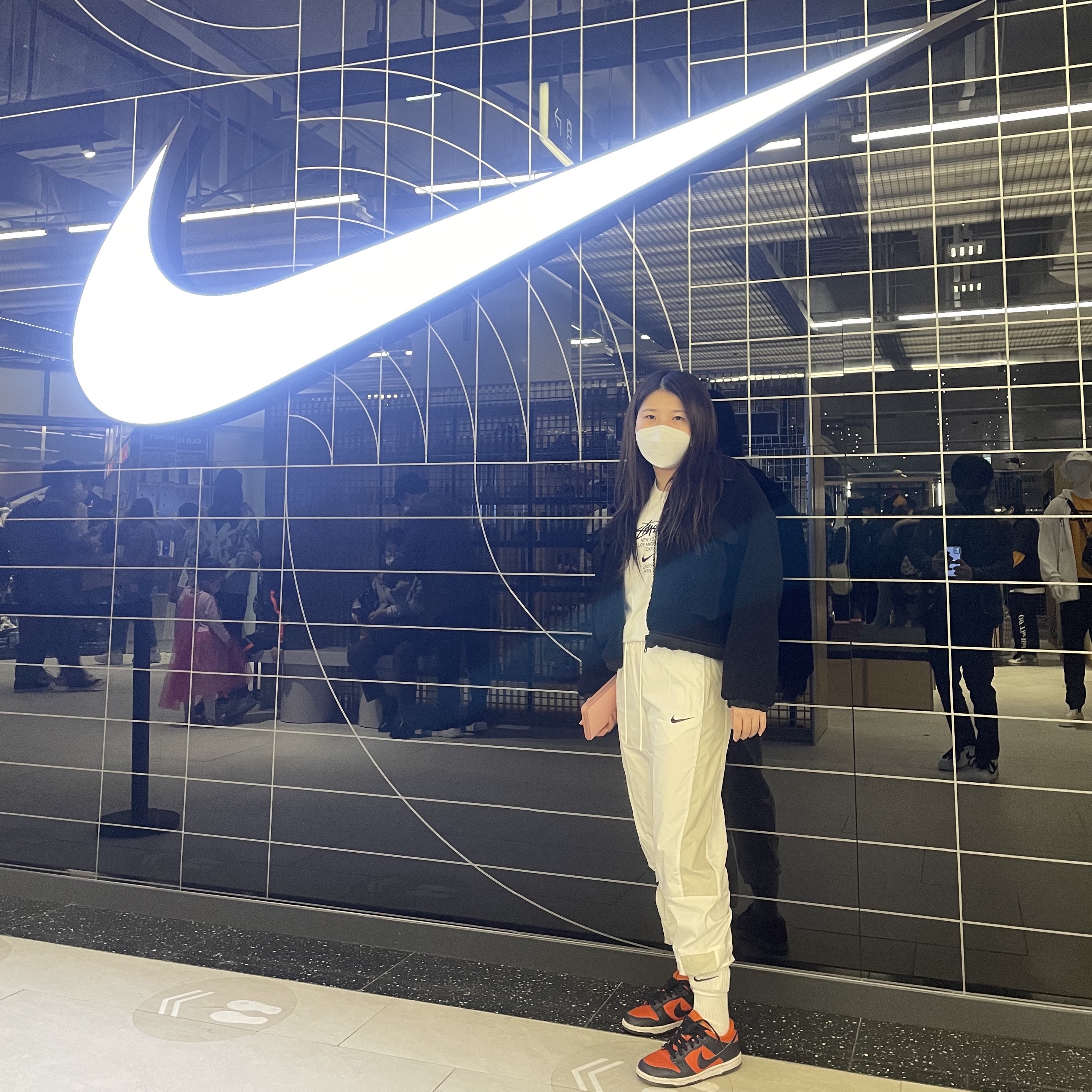 Nike Dunk Low SP Champ Colors, Nike x Stussy WT T-Shirt White - Asia 착용 스타일