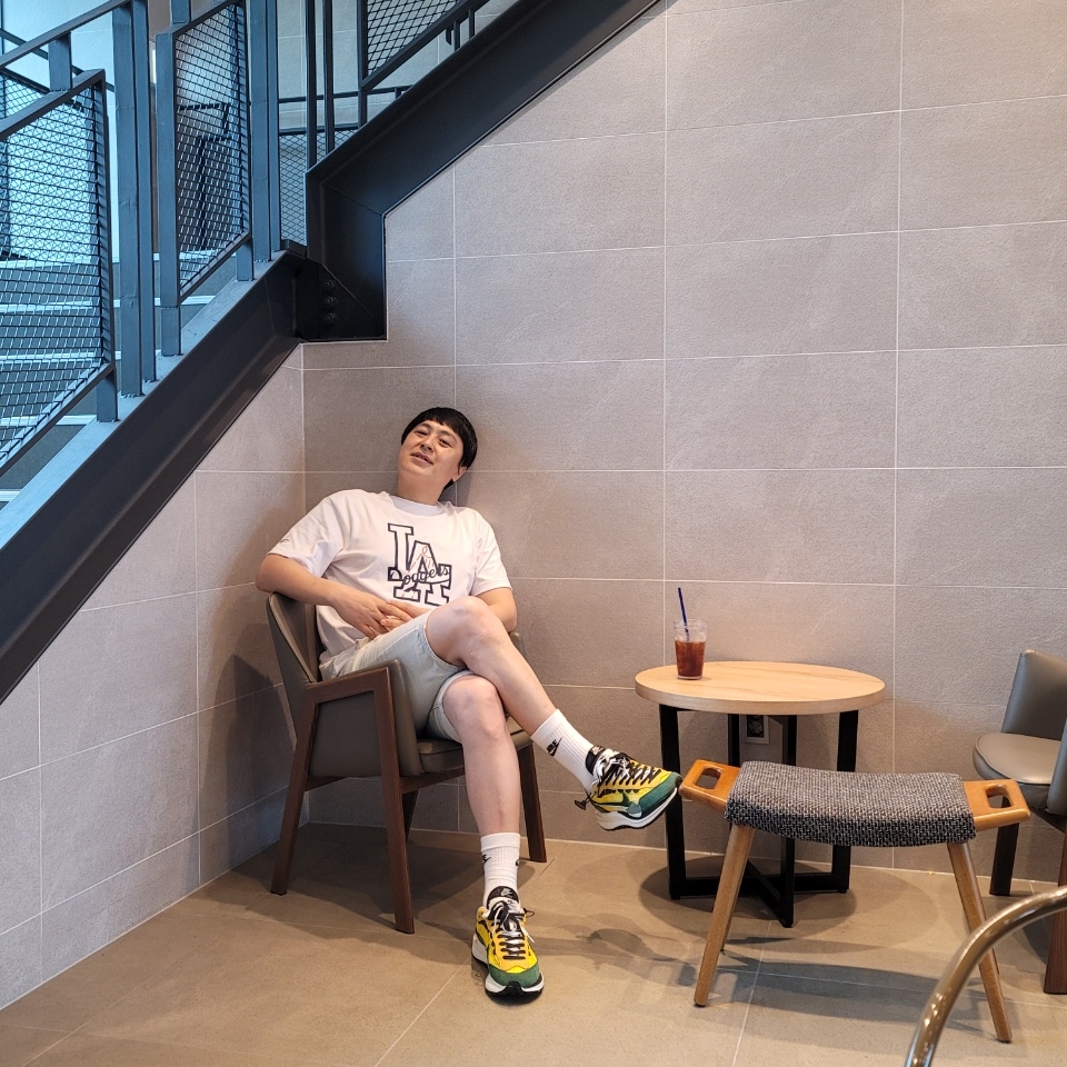 Nike x Sacai VaporWaffle Tour Yellow & Gorge Green Sail 착용 스타일 - 1