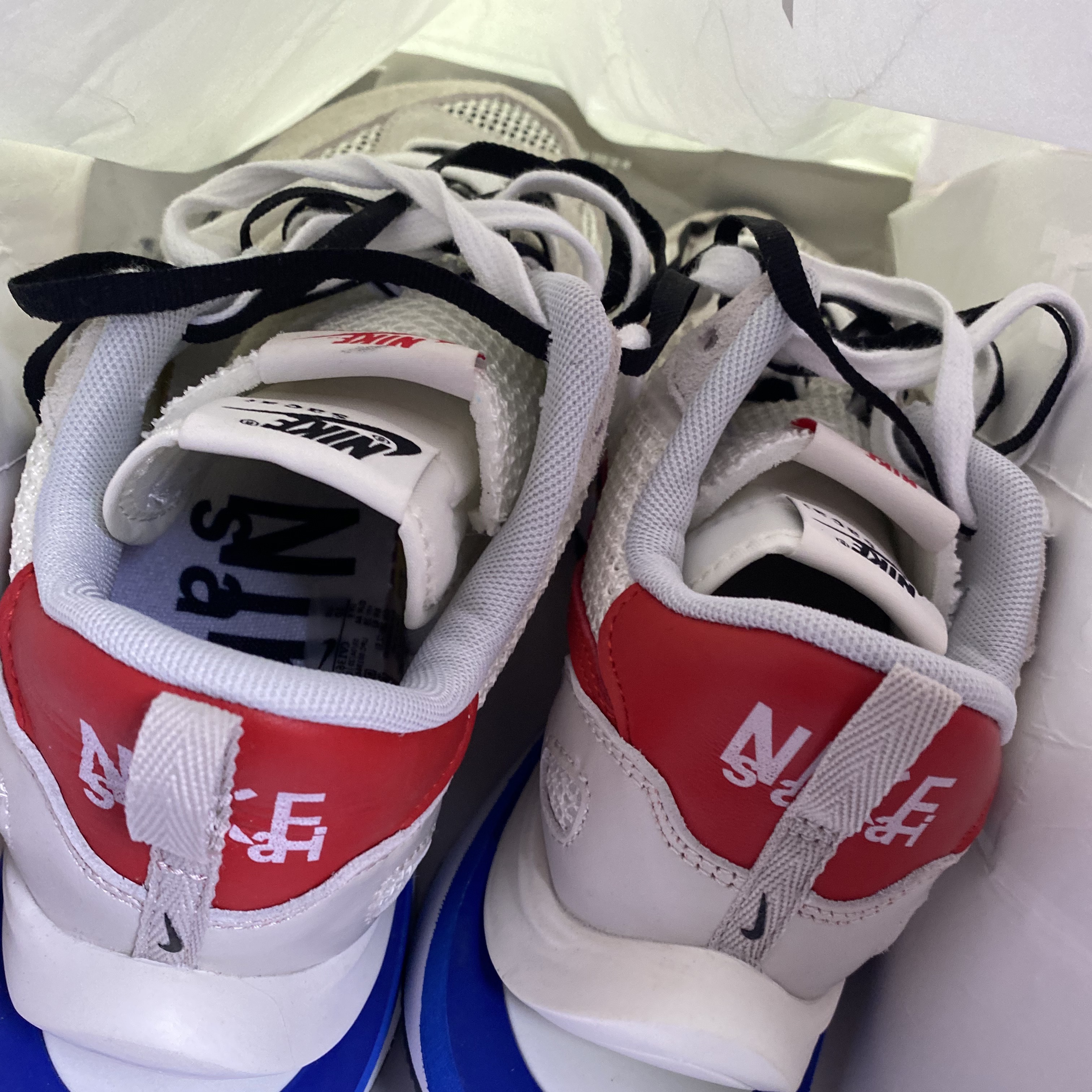Nike x Sacai VaporWaffle Royal Fuchsia 착용 스타일