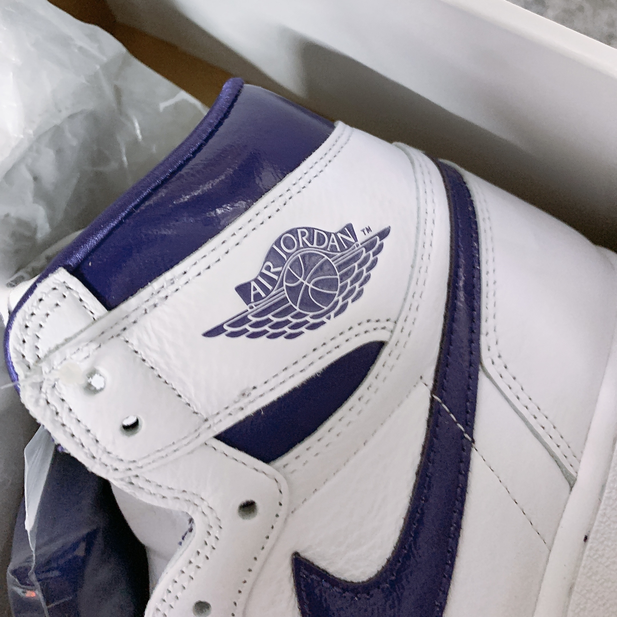 (W) Jordan 1 High OG Court Purple 착용 스타일 - 4