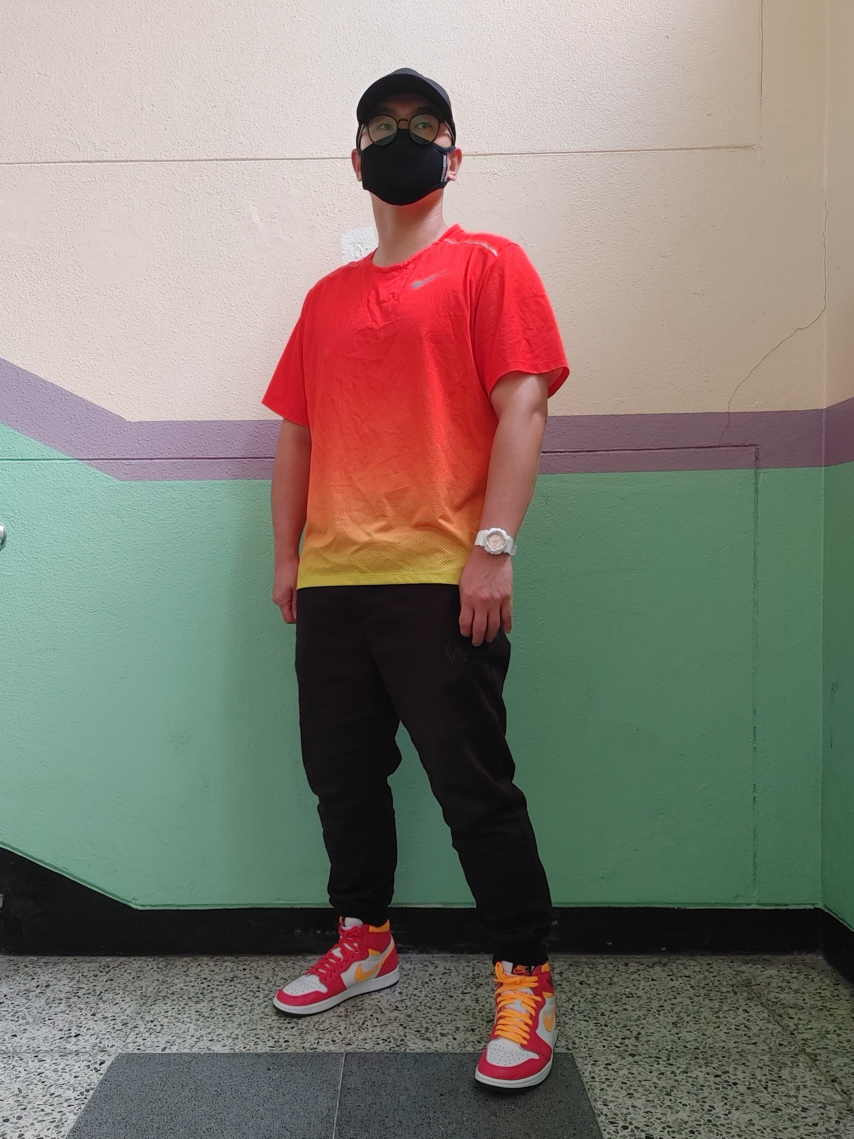 Jordan 1 Retro High OG Light Fusion Red 착용 스타일
