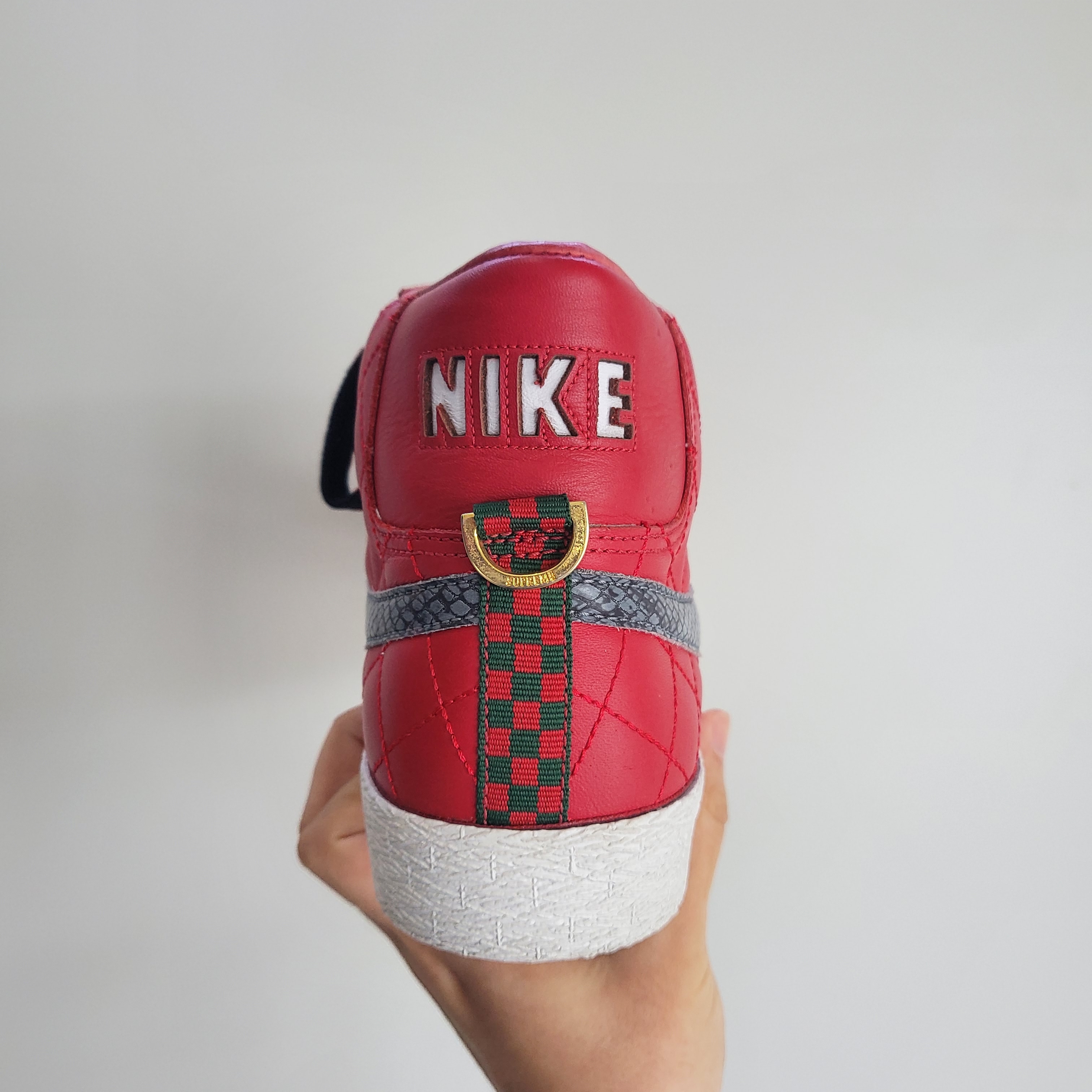 Nike x Supreme SB Blazer Red 2006 착용 스타일 - 2