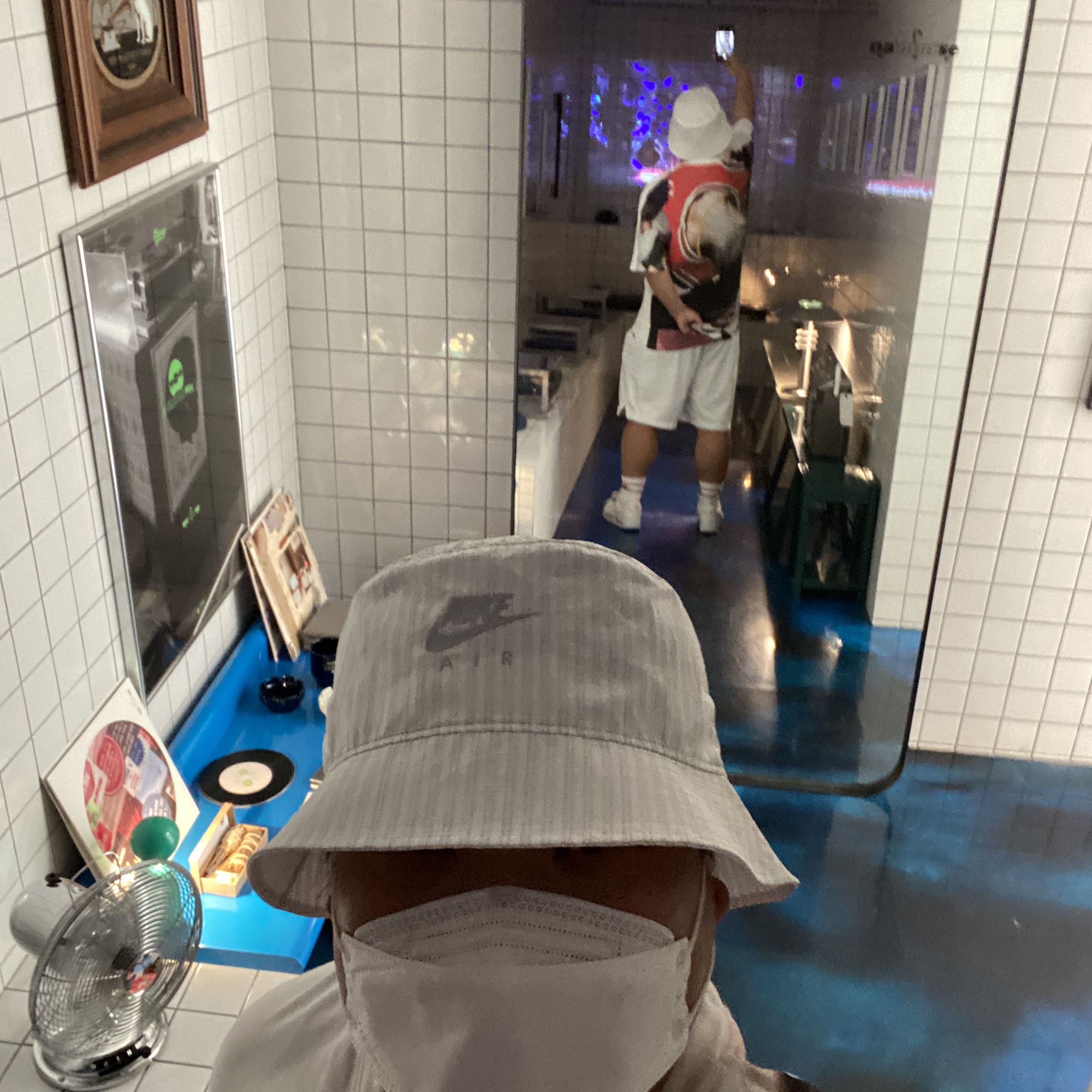 Jordan x Union Autographs T-Shirt, Nike x Kim Jones Mesh Shorts White - Asia 착용 스타일