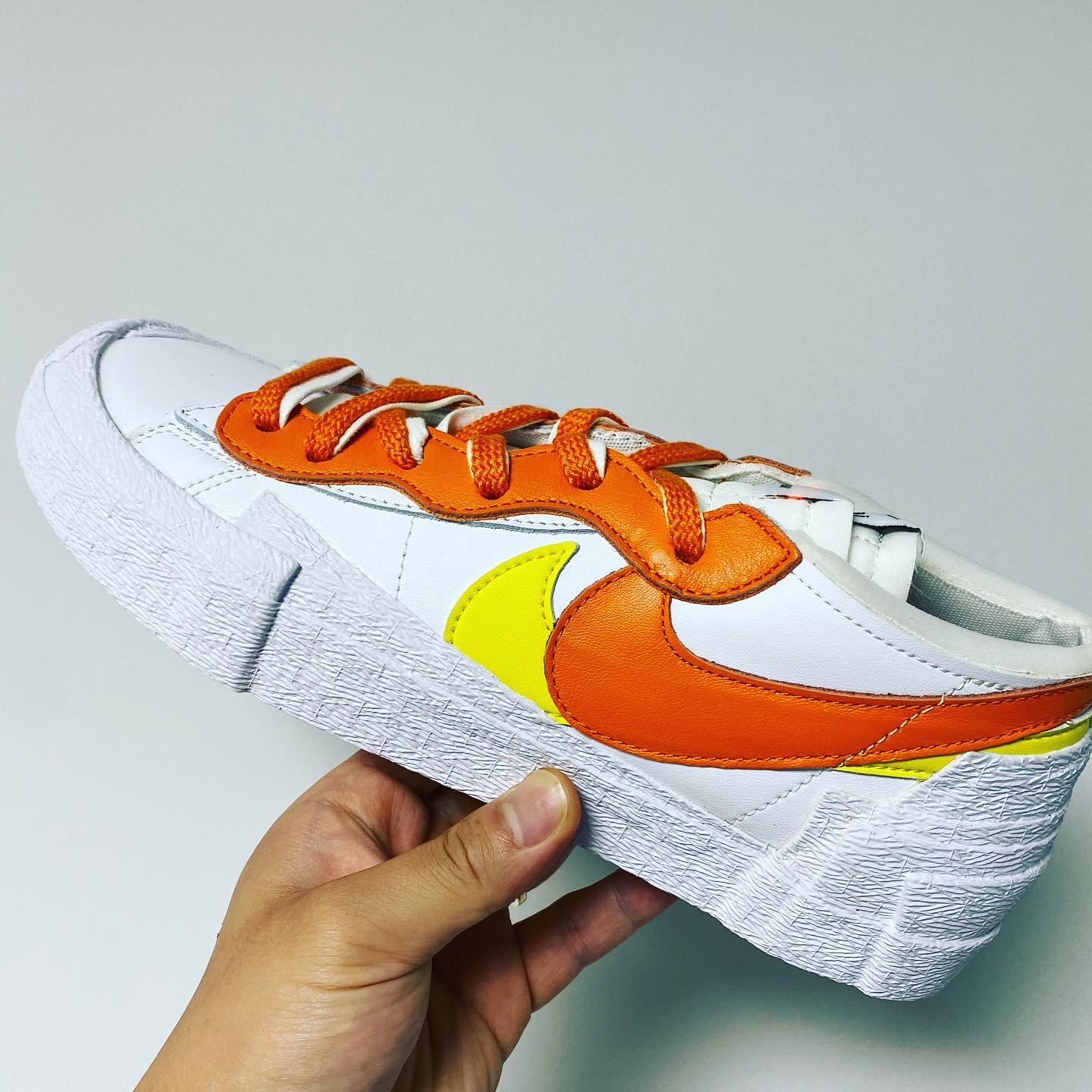 Nike x Sacai Blazer Low Magma Orange 착용 스타일