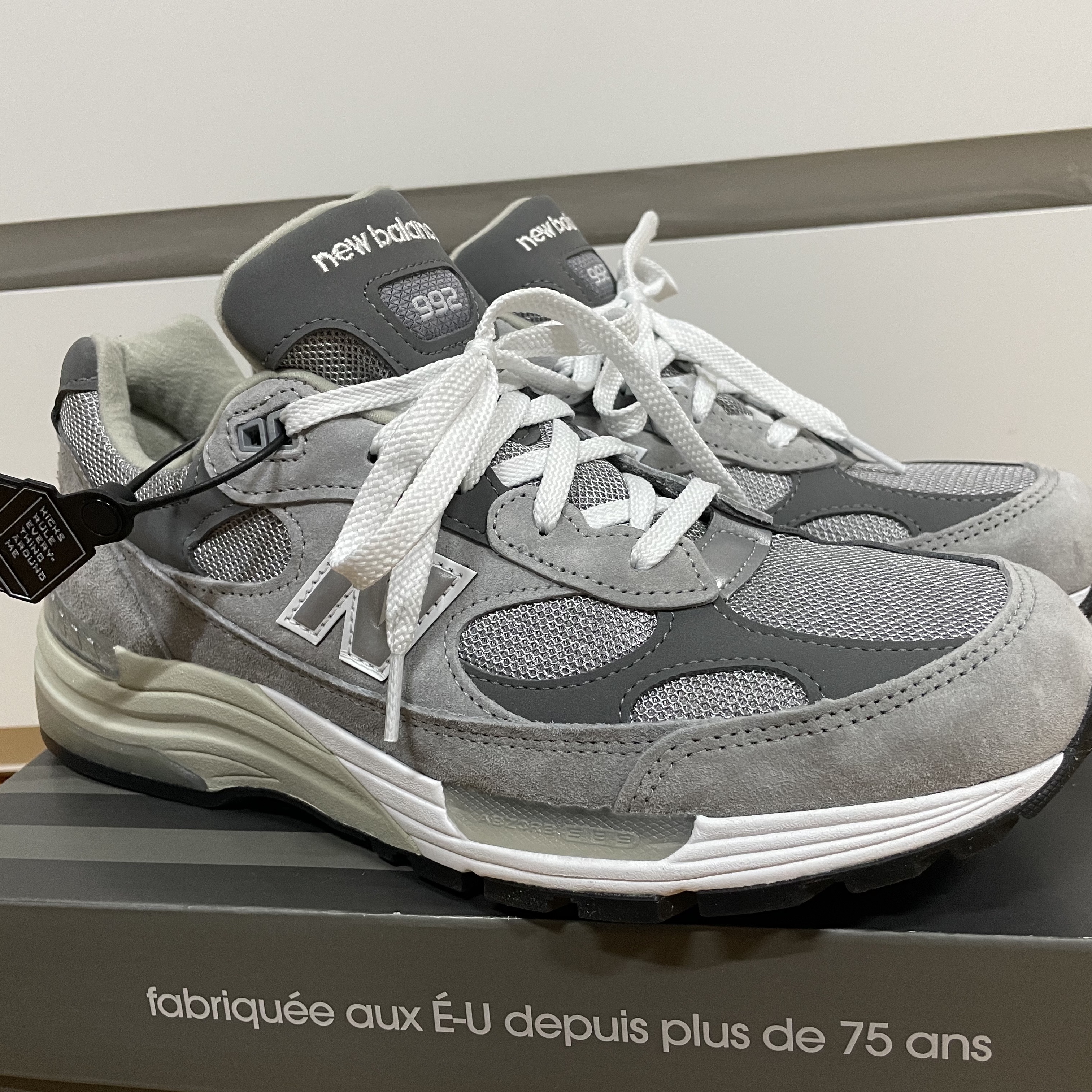 New Balance 992 Made in USA Grey - D Standard 착용 스타일