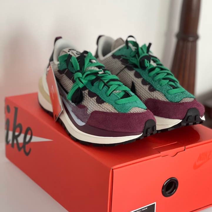 Nike x Sacai VaporWaffle String & Black Villain Red 착용 스타일
