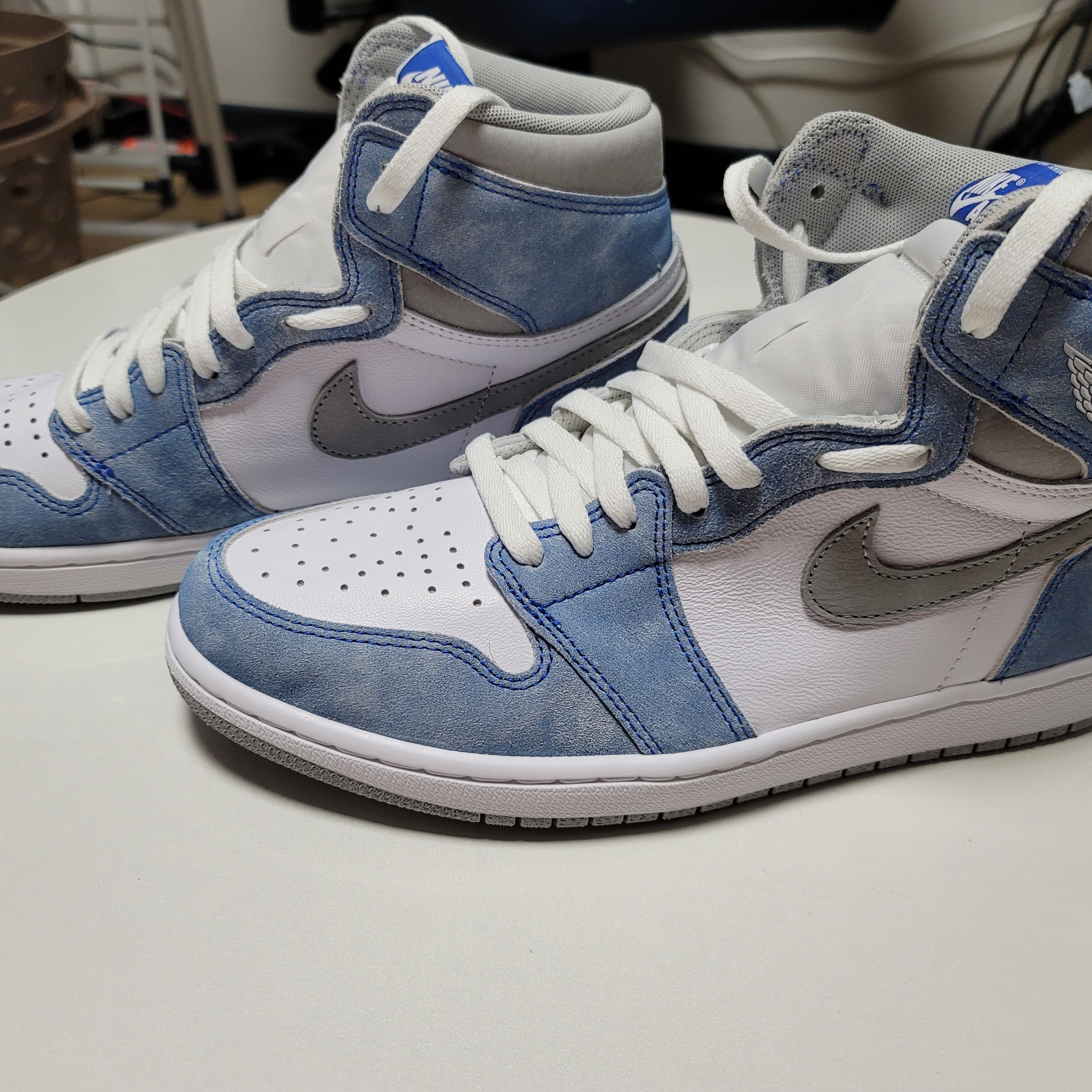 Jordan 1 Retro High OG Hyper Royal 착용 스타일 - 2