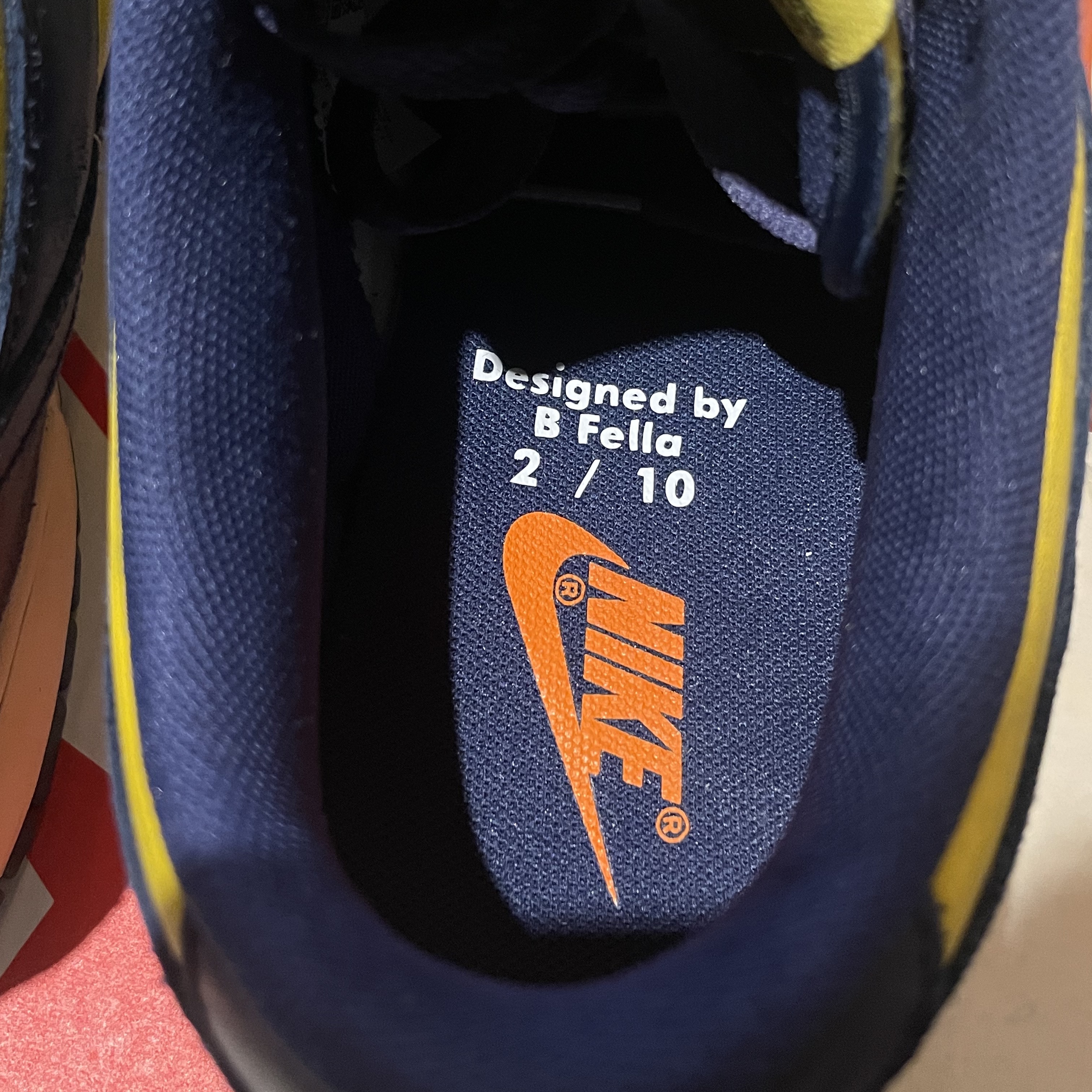 Nike Dunk Low Retro Varsity Maize 착용 스타일 - 2